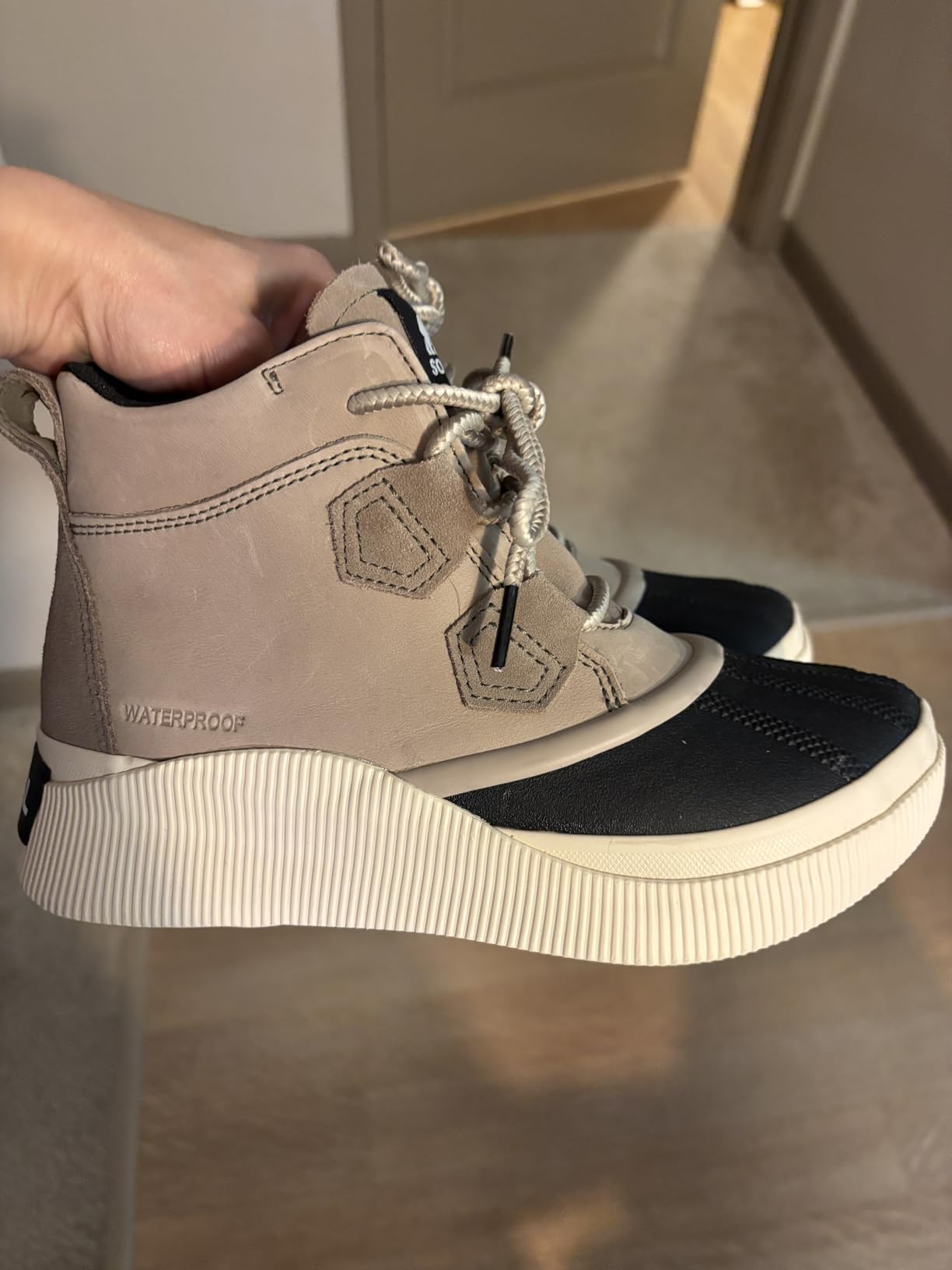 SOREL Women's Out N About IV Classic Waterproof Boot customer photo 2