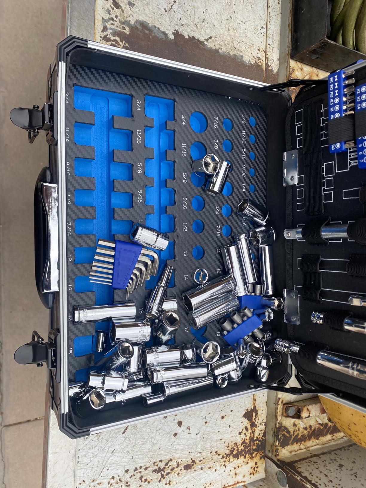 Prostormer Mechanic Tool Set, 240-Pieces Universal Household Auto Repair Tool Kit with Heavy Duty Aluminium Tool Box customer photo 2
