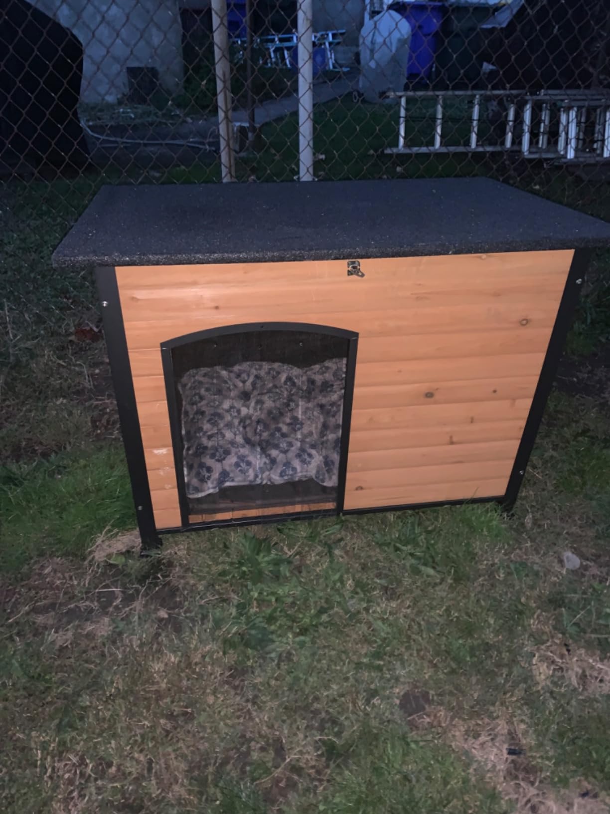 Aivituvin Heated Dog House Outdoor & Indoor Dog Kennel with Insulated Liner & Heating System for Winter Waterproof Large Dog Cage for Small & Medium & Large Dogs, Unique All-Around Iron Frame customer photo 1