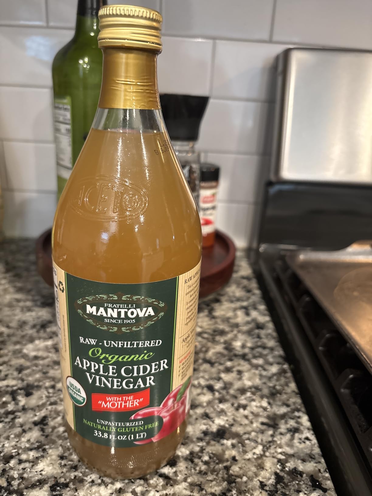 100% Raw-unfiltered Organic Apple Cider Vinegar with 