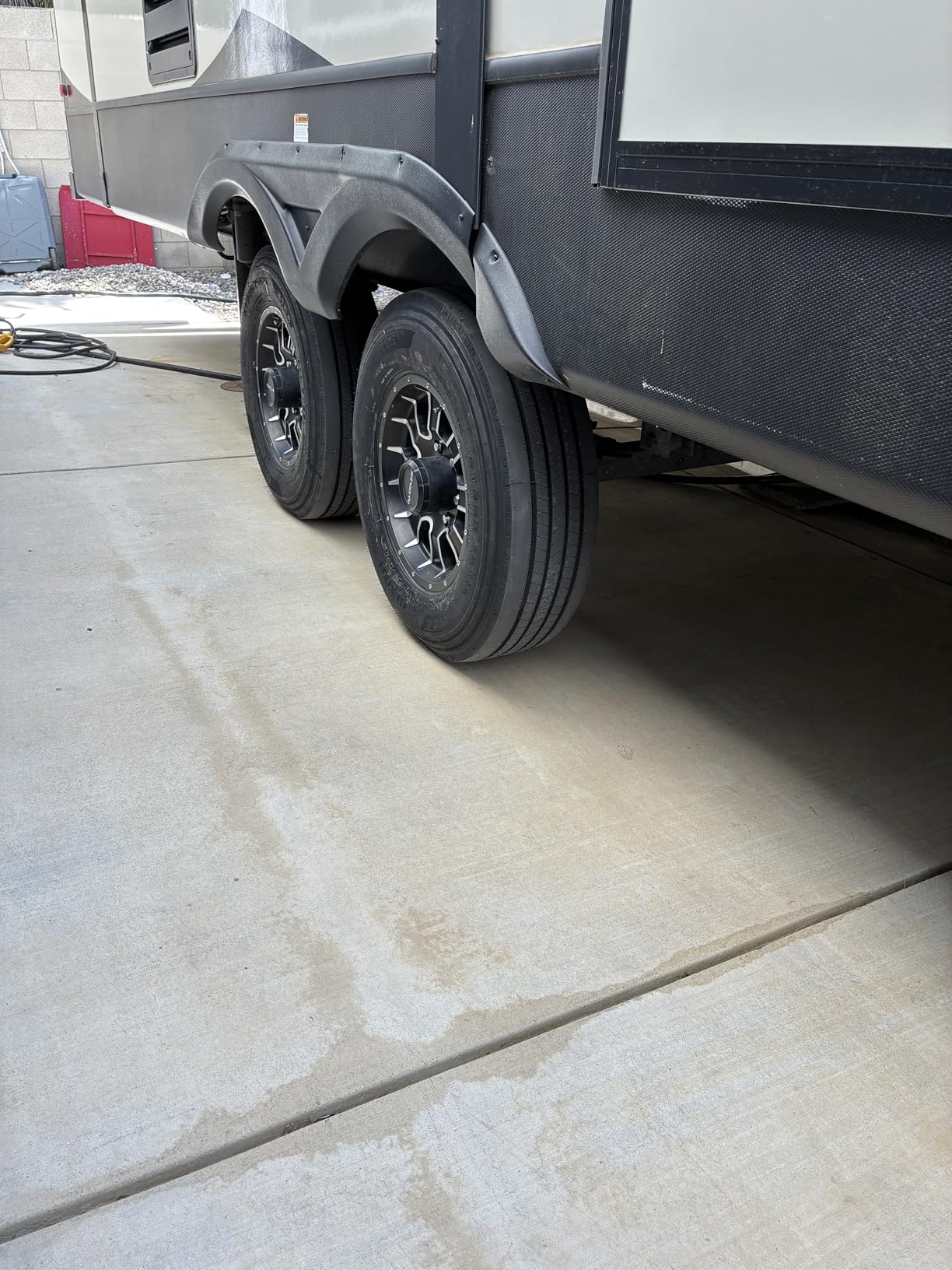 Roundrule Xtra All Steel Heavy Duty Premium Trailer Radial Tire-ST235/80R16 Load Range G LRG 14-Ply BSW Black Side Wall customer photo 1