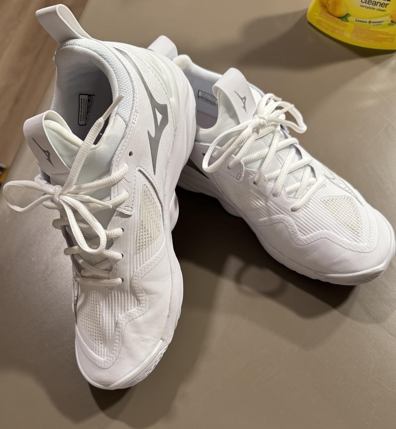 Mizuno Men's Wave Momentum 3 Volleyball Shoe customer photo 2