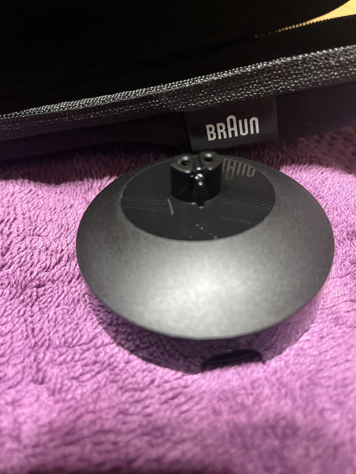 Braun Electric Shaver for Men, Series 7 7185cc, Waterproof, Wet & Dry Shave, Shaving Kit with SmartCare Center and Beard Trimmer customer photo 1