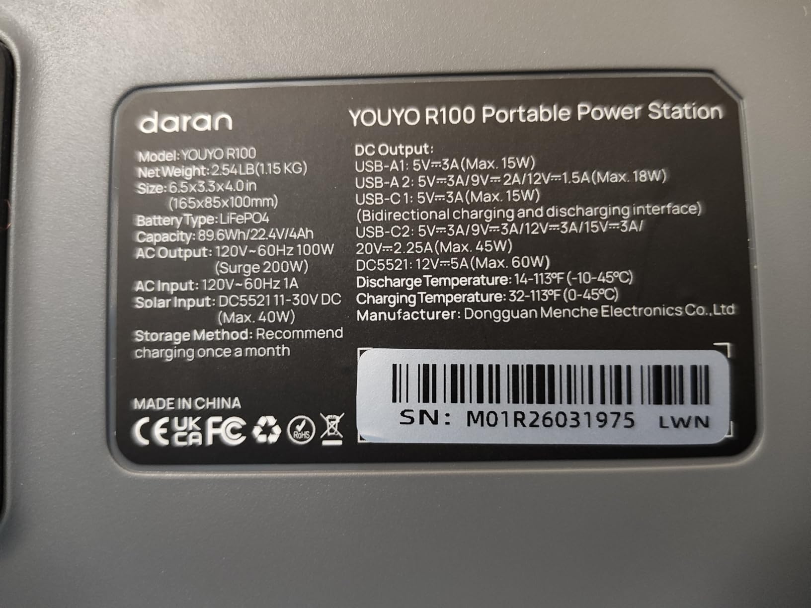 DARAN Portable Power Station 89.6Wh LiFePO4 Battery 100W(200W Peak) Solar Power Bank customer photo 2