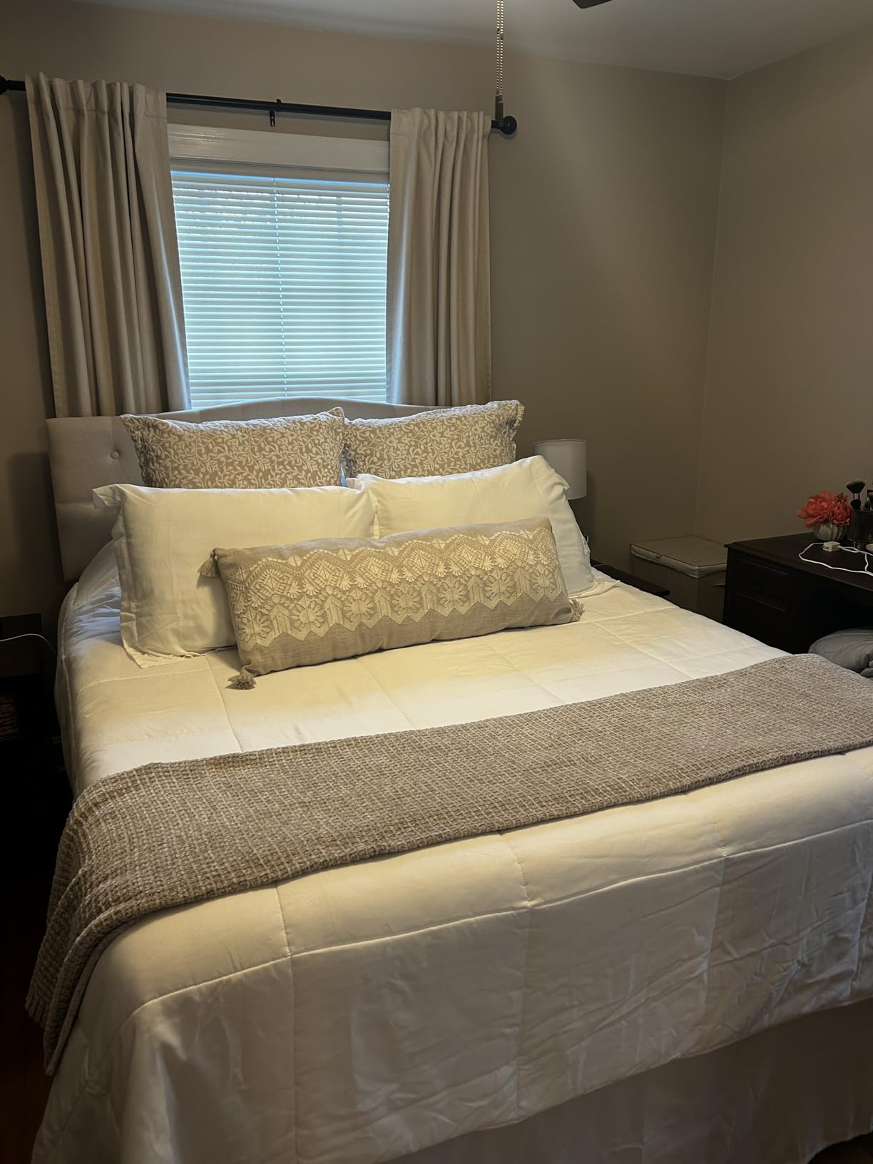 Huatean Home Tufted Upholstered Headboard Queen Size, Sturdy and Durable Solid Wood Bed headboard, Fabric Headboard Adjustable Height from 37 to 51 inches, Modern Button Diamond Design Head Board, Beige customer photo 2