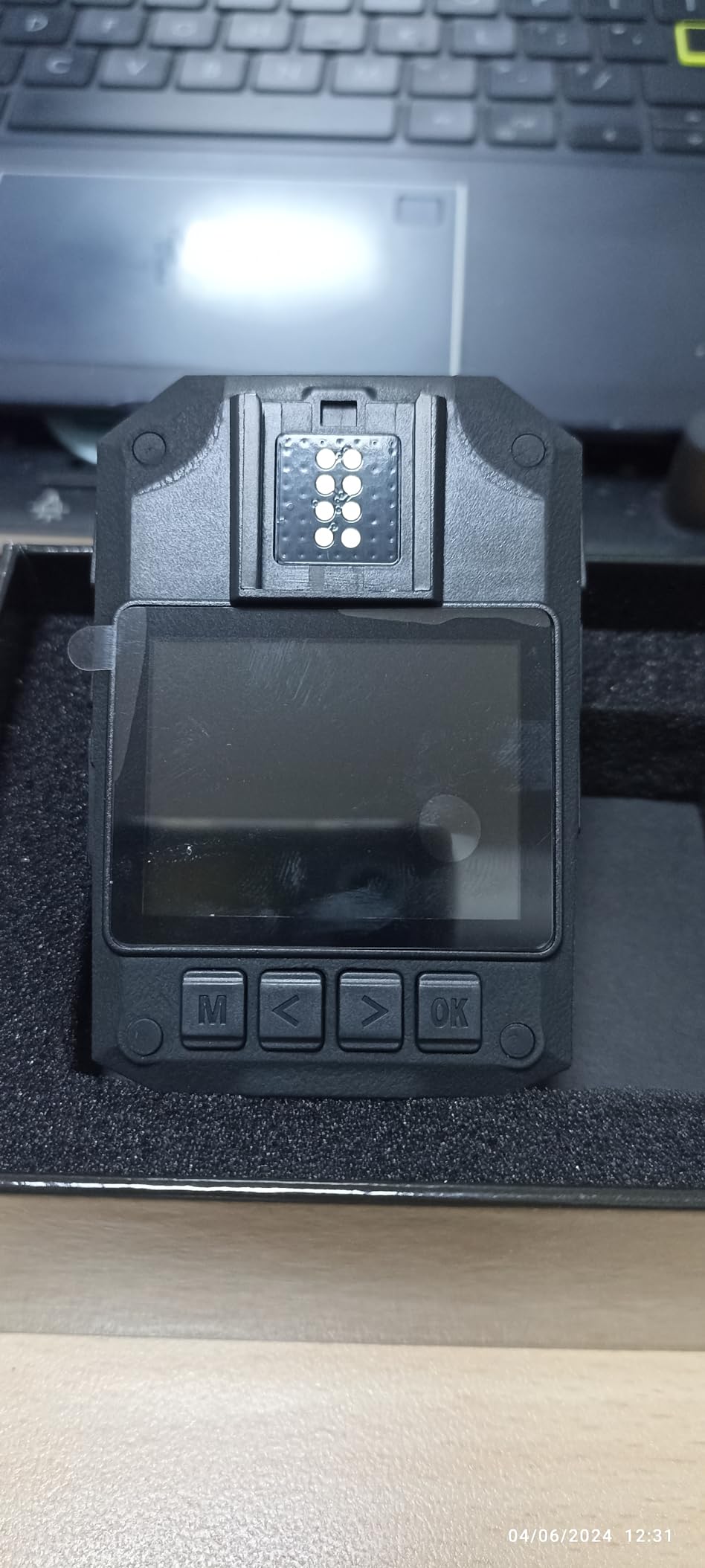P100 2K Police Body Camera 128GB Body Cam 12 Hours Continuous Recording USB-C Infrared Night Vision Waterproof Shockproof Lightweight Data-encrypt for Law Enforcement Record customer photo 1
