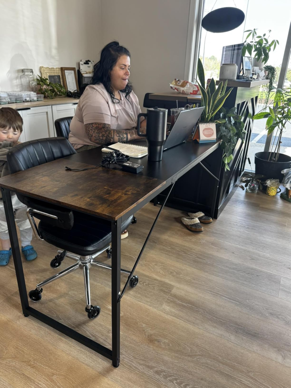 Huuger Computer Desk, 55 Inch Home Office Desk, Gaming Writing Work from Home Study Desk, Large Legroom, Sturdy Metal Frame, Modern Simple, Rustic Brown customer photo 2