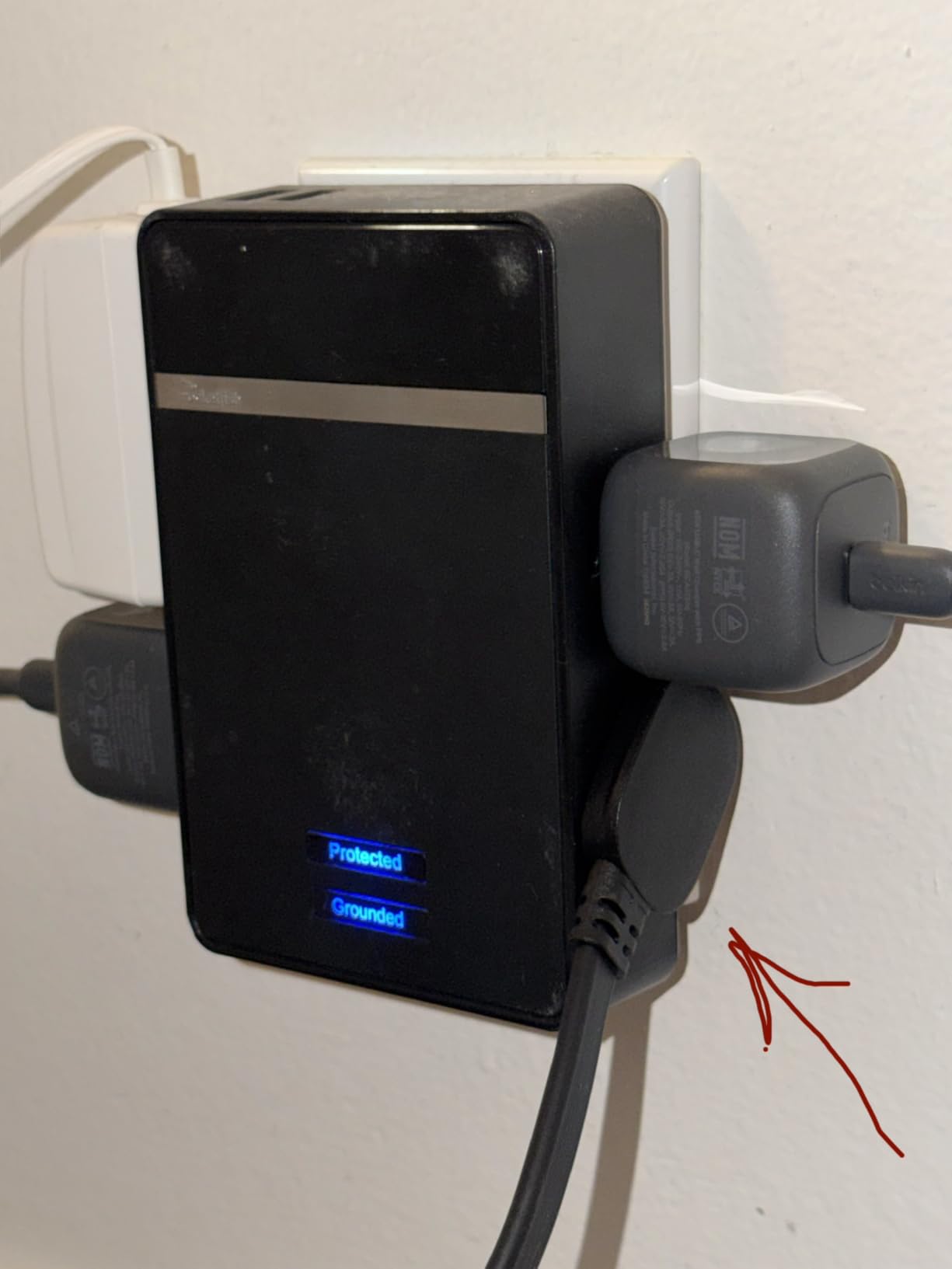 Anker Desktop Charger, 9-in-1 Power Strip with 300J Surge Protector, 5ft Flat Plug Extension Cord with Multiple Devices, 100W USB C Charger with 3 AC, 2 USB A, 4 USB C, Home Office, Desk Accessories customer photo 1