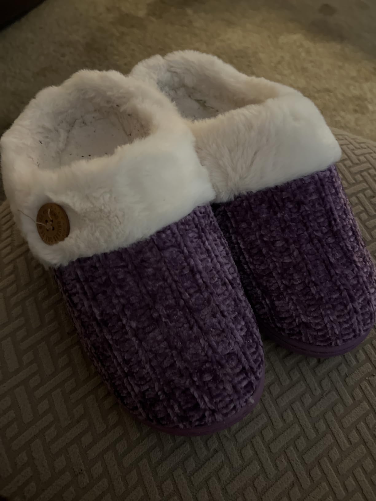 Evshine Warm Knit House Slippers for Women Comfy Wool-Like Lined Chenille Slippers with Memory Foam and Indoor Outdoor Soles customer photo 1