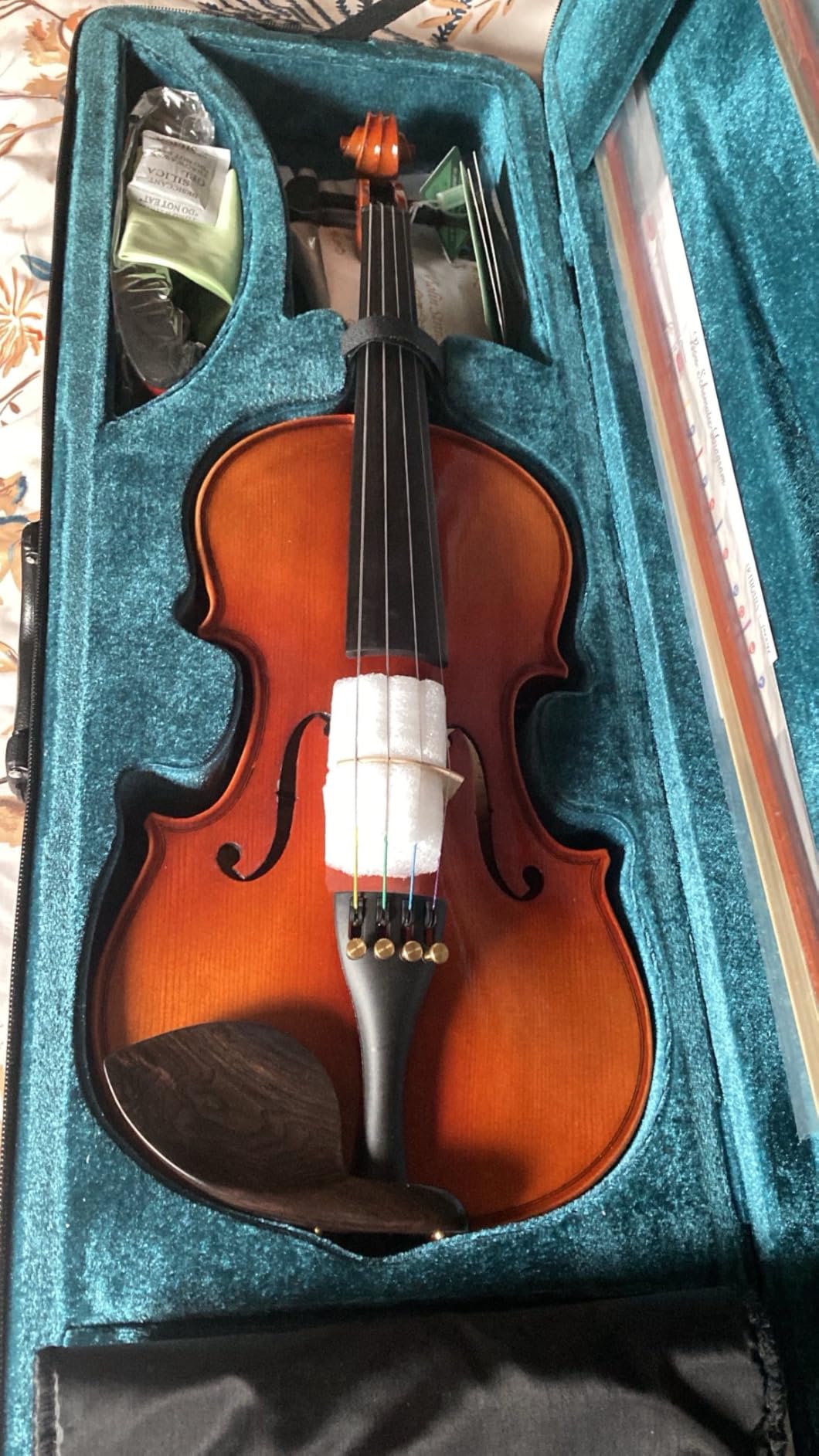 PHOENIX Violin 4/4 Full Size Set, Fiddle Solid Wood with Ironwood Octagonal Bow & Rosewood Bow Extra strings & Bridge, 2 Rosins, Tuner, Mute, Case (European woods, Full) customer photo 1