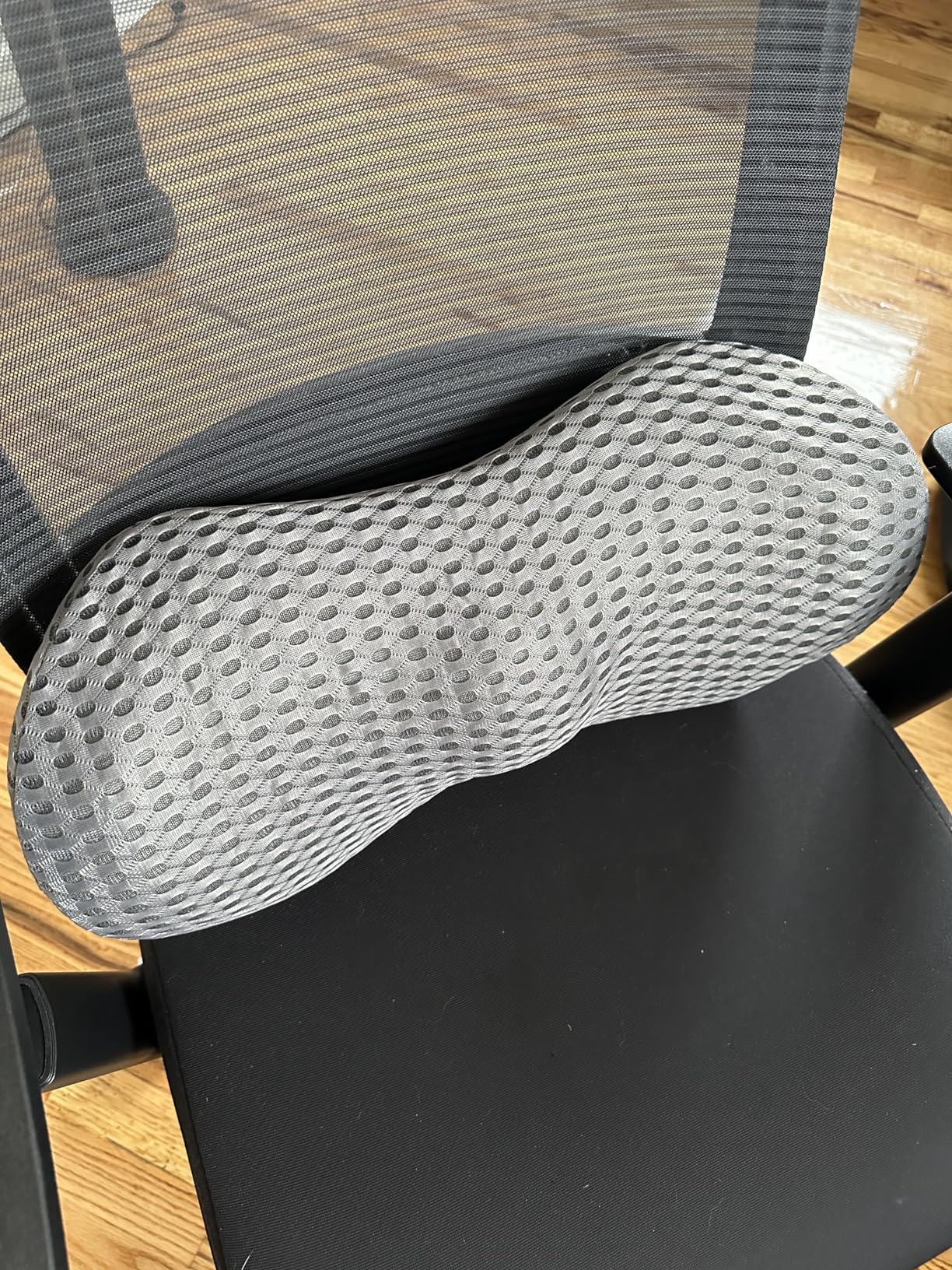 kasney Lumbar Support Pillow, Back Pillow for Low Back Pain Relief, Ergonomic Streamline Car Seat, Office Chair, Recliner and Bed customer photo 2