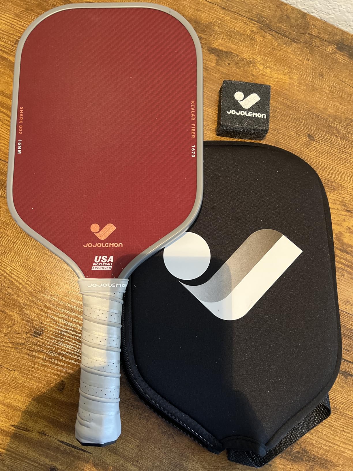 JOJOLEMON Pickleball Paddles, Carbon Fiber Pickleball Paddle with a 16mm Shark Power Polymer Core, The Pickleball Rackets Designed for Ultimate Spin & Consistency customer photo 1