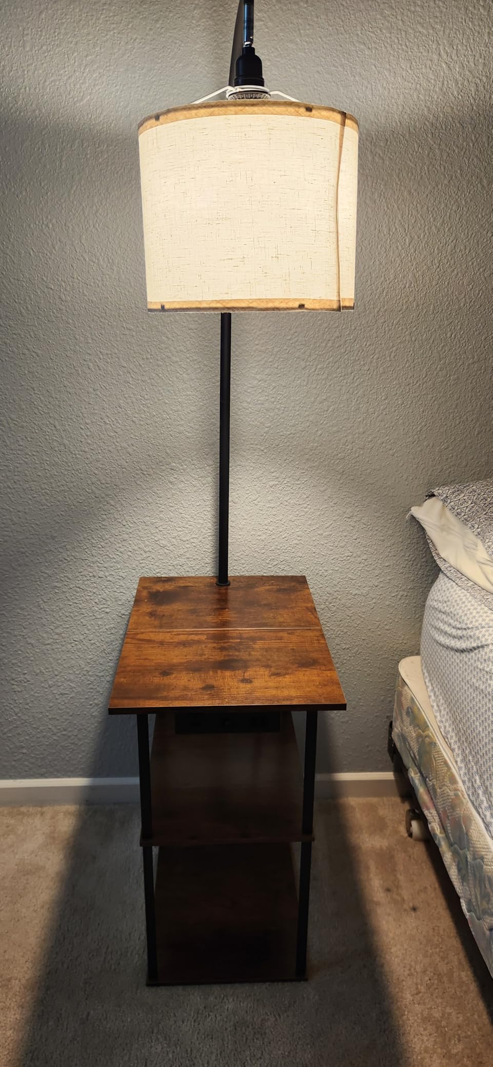 PESRAE Floor Lamp with Table, End Tables with Charging Station(USB & Type-C & AC Port), 3 Color Temperatures 9W LED Bulb, Modern Shelves Side Table for Bedroom, Living Room customer photo 2