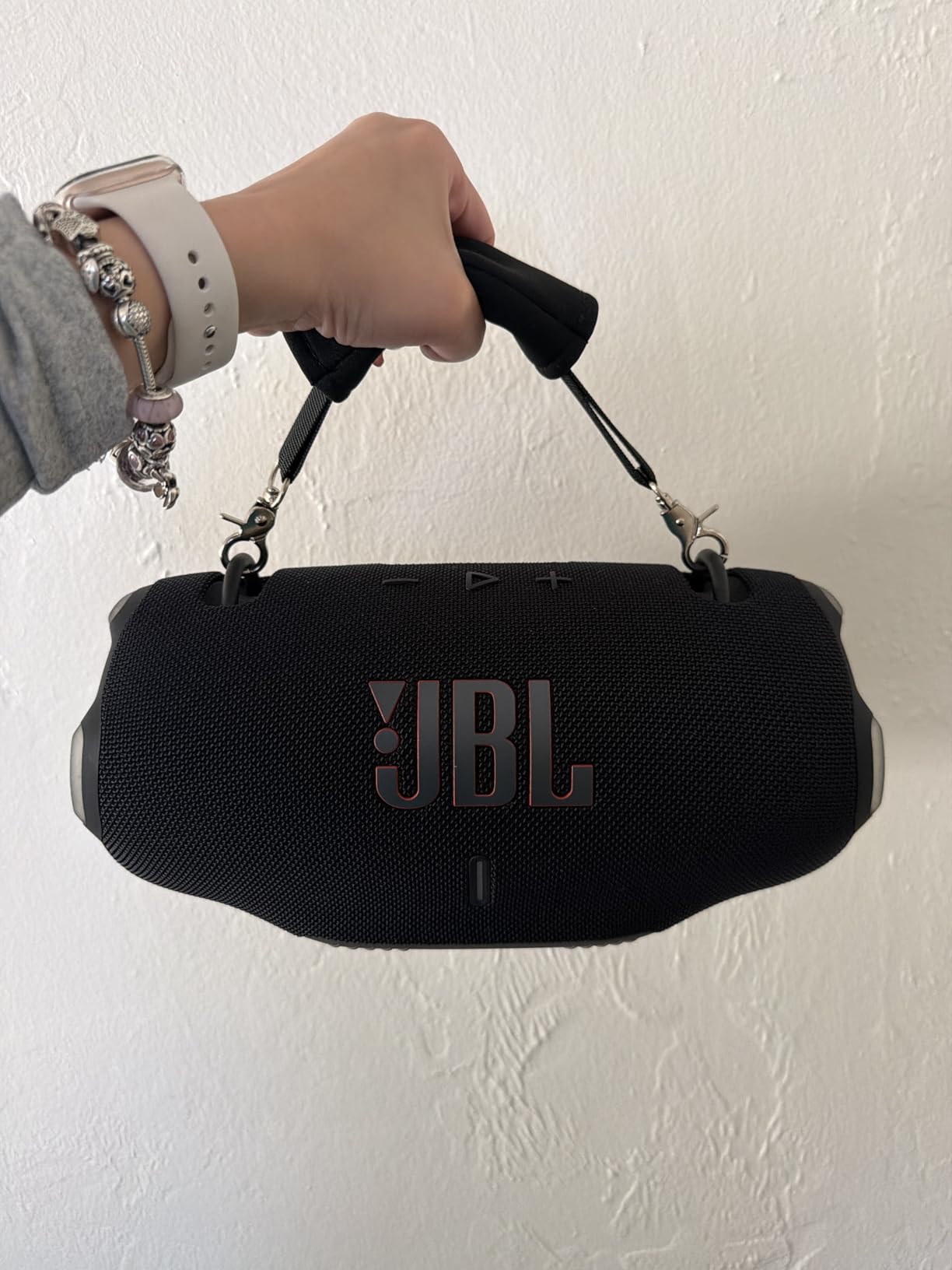JBL Xtreme 4 - Portable Bluetooth Speaker, Powerful Sound and Deep Bass, IP67 Waterproof, 24 Hours of Playtime, Powerbank, Auracast customer photo 1