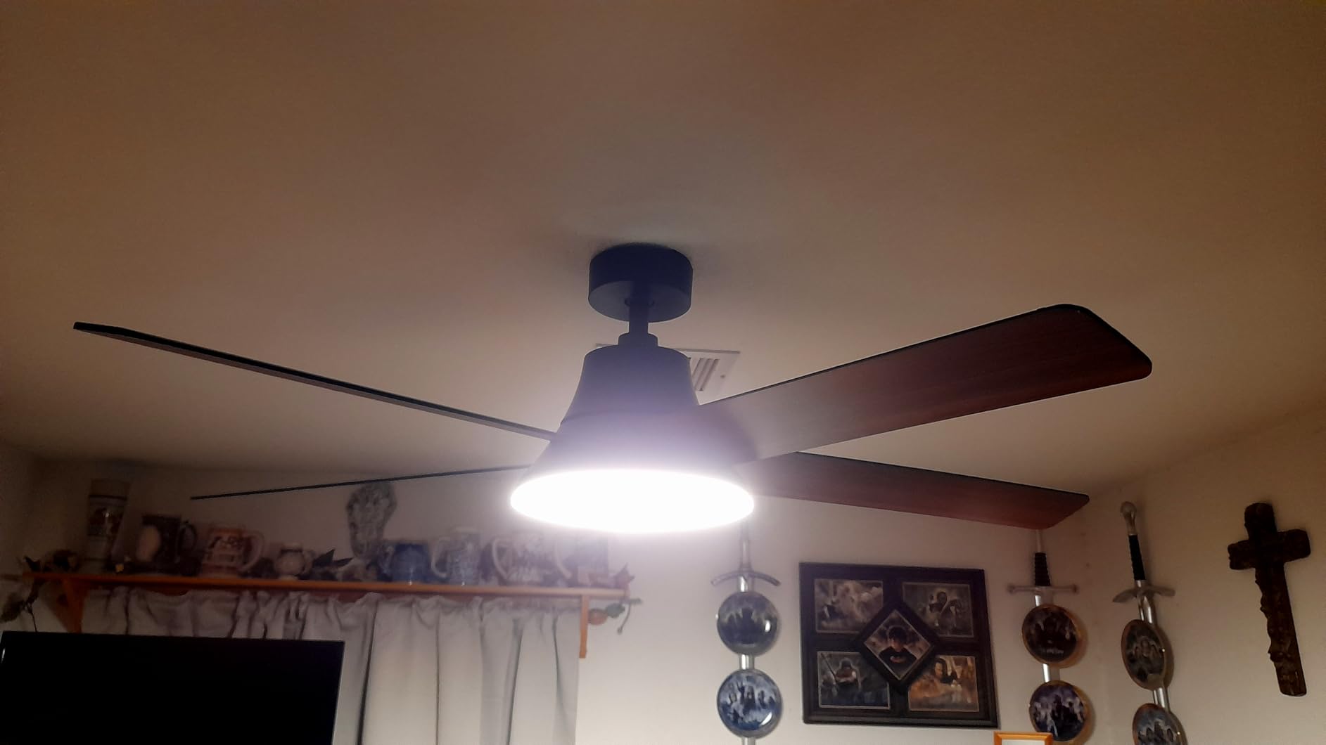 DREO Smart Ceiling Fan with Lights, 52 Inch, 12 Speeds & 3 Fan Modes, Stepless Color Tones, Dimmable LED Light, 12H Timer, Quiet DC Motor, Remote/APP/Alexa Control, Black Ceiling Fans Indoor customer photo 1