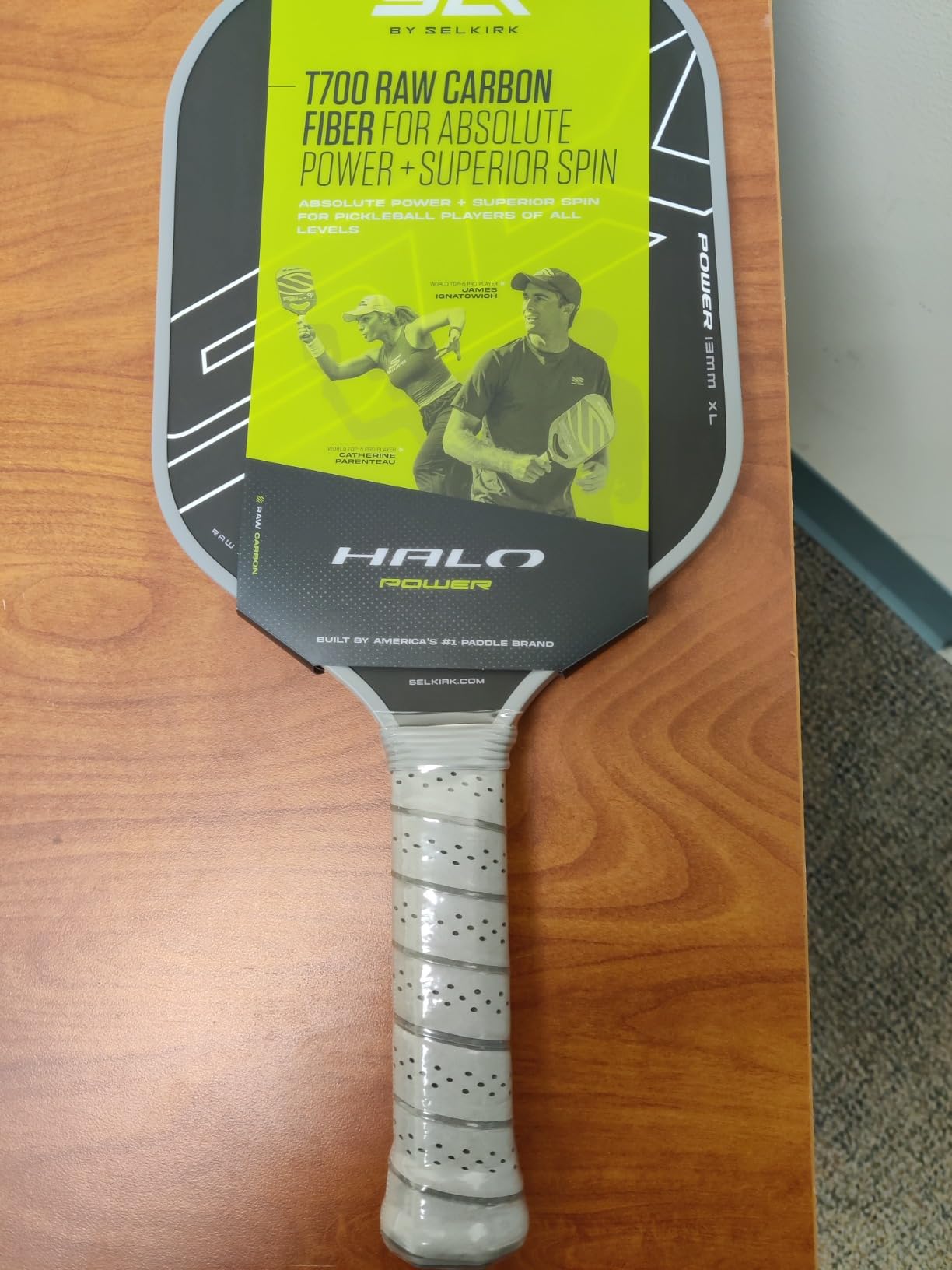 Selkirk Sport SLK Halo Raw Carbon Fiber Pickleball Paddle | Designed in The USA | Choose The T700 Raw Carbon Fiber Power, 18k Ultraweave Control, or Aramid Fiber Linkweave Thermoformed Pro customer photo 1