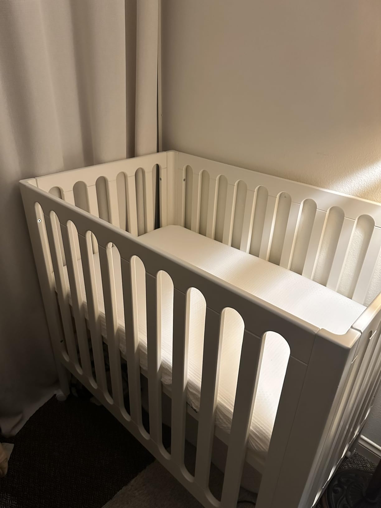 Newton Baby Galileo Mini Crib Solid Beech Wood with Wheels in Chestnut Color, Mini Crib Mattress Included, Adjustable Mattress Height, Ultra-Safe Non-Toxic Finish customer photo 2