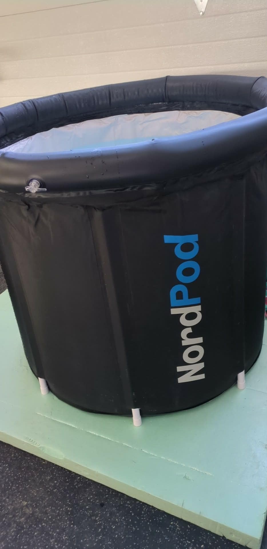 LifePro NordPod Recovery Ice Tub - Portable Cold Plunge Tub for Ice Bath Recovery & Cold Water Therapy - Ice Bath Tub for Athletes - Indoor/Outdoor Cold Plunge Tub Outdoor with All-Weather Lid customer photo 2