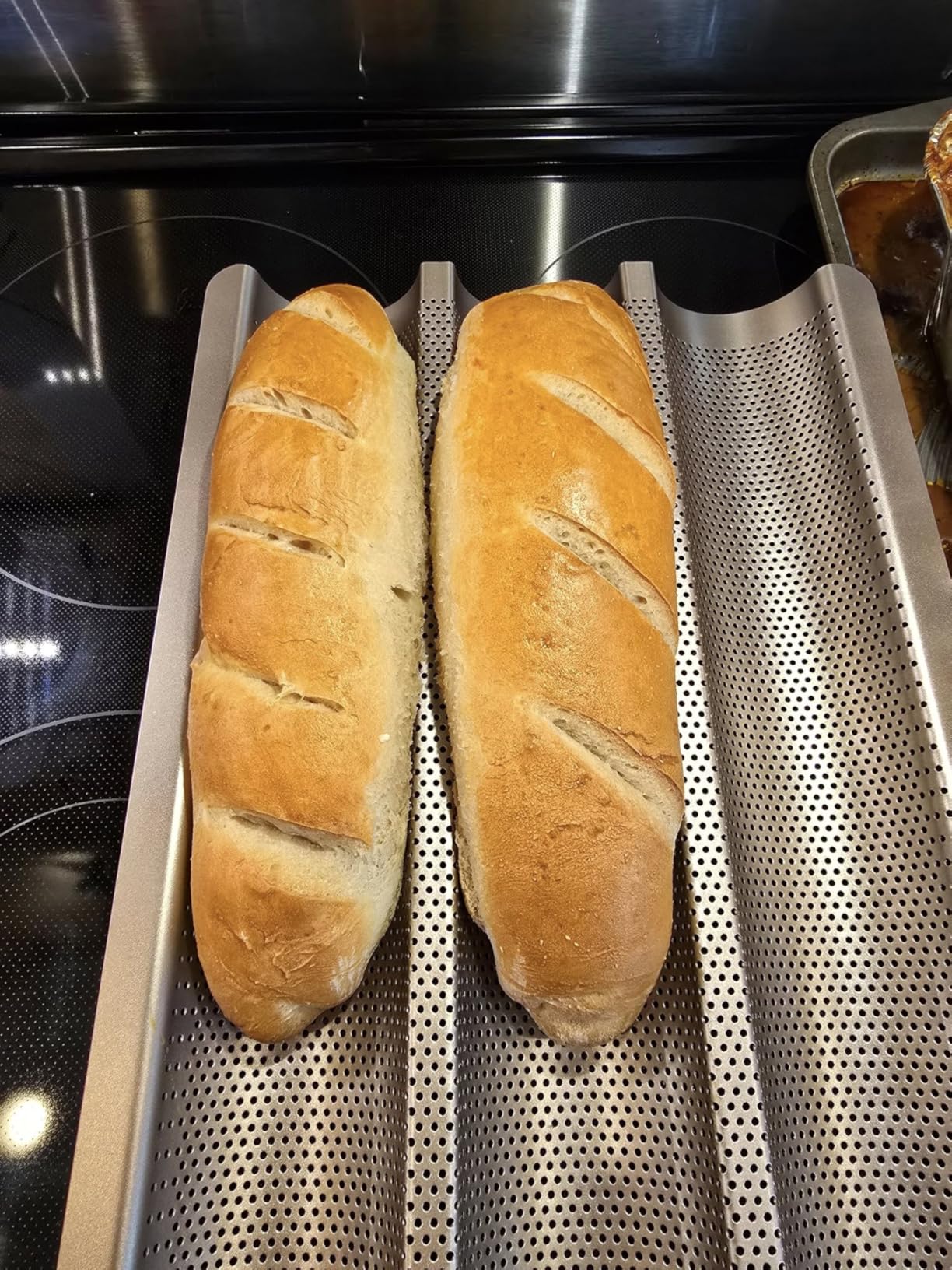 Baguette Bread Pan with Baguette Kit - Includes Proofing Cloth & Dough Cutter, 3 Loaf customer photo 1