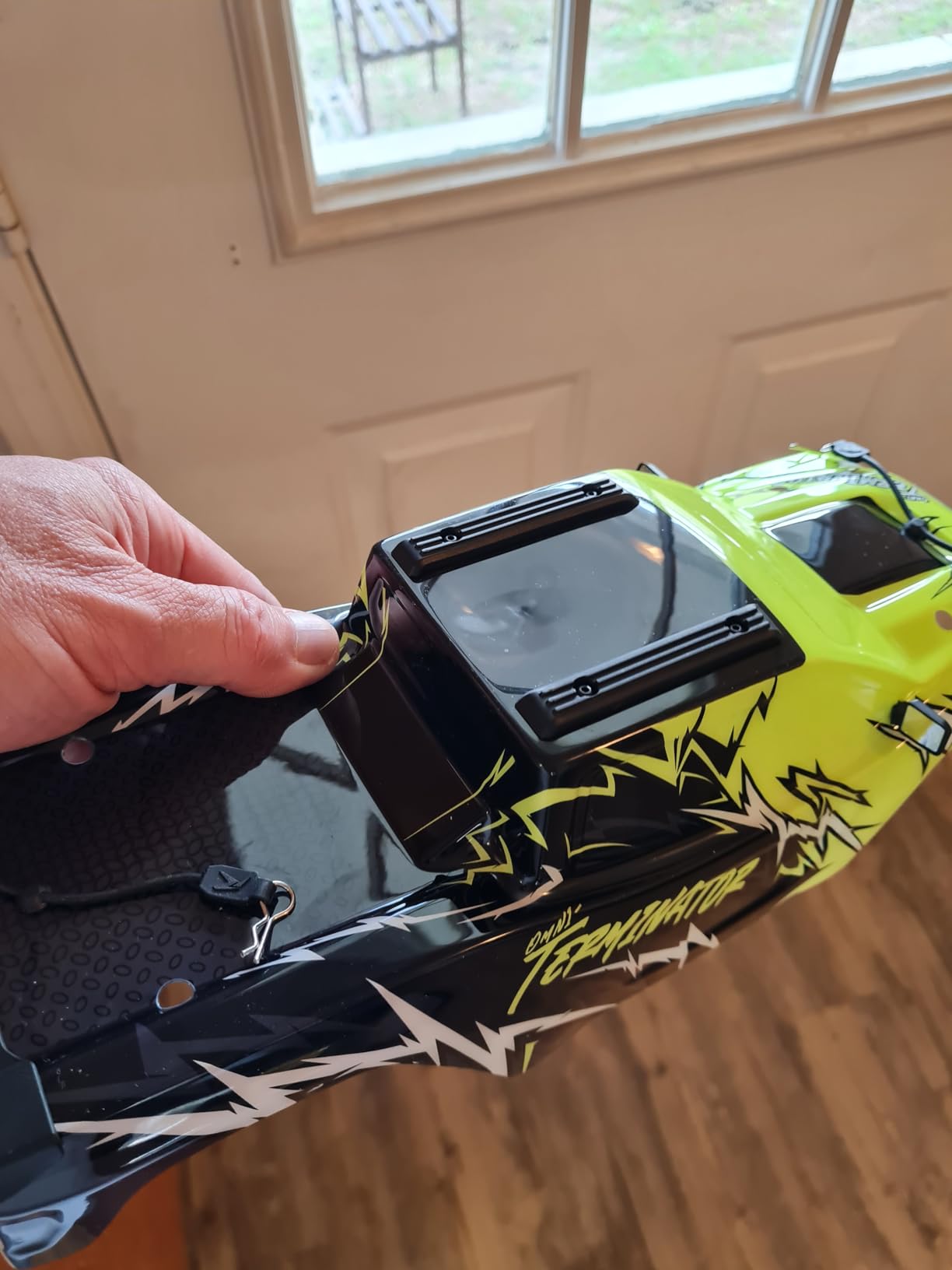 AMORIL 1/10 RTR Brushless Fast RC Cars for Adults,Max 50mph Hobby Electric Off-Road Monster Truck,Waterproof High Speed RC Car 4WD Remote Control Car with 3S Lipo,Green customer photo 1