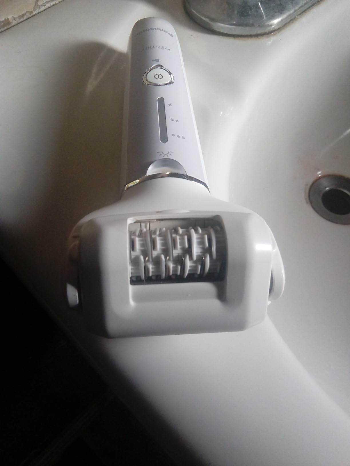 Panasonic Epilator with Gentle Cap, Electric Hair Remover for Home, 3 Speed Settings, Wet Dry, Washable - ES-EY30 customer photo 2