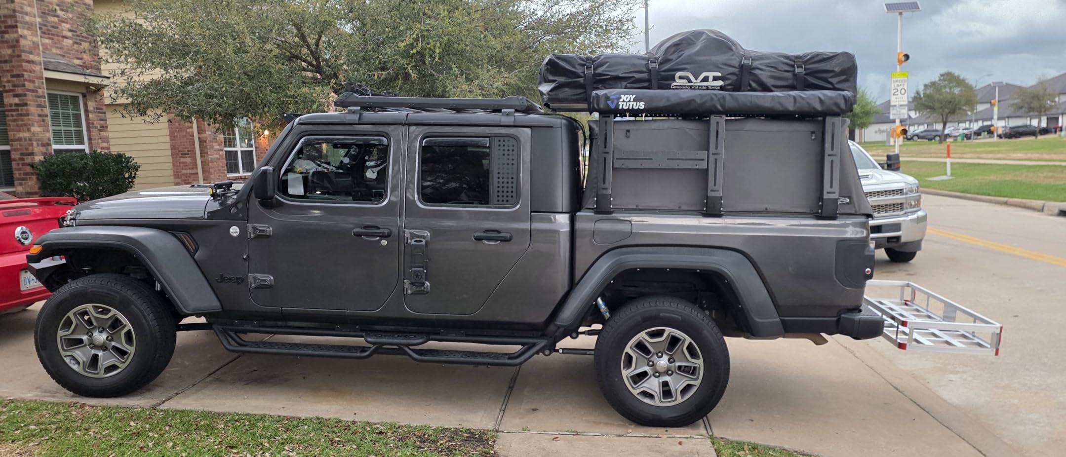 JOYTUTUS Vehicle Awning 4.6'x6.6' Roof Rack Pull-Out Sun Shade UV50+, Weatherproof 4x4 Side Awning for Camping, Car Sunshade with Adjustable Hardware customer photo 1