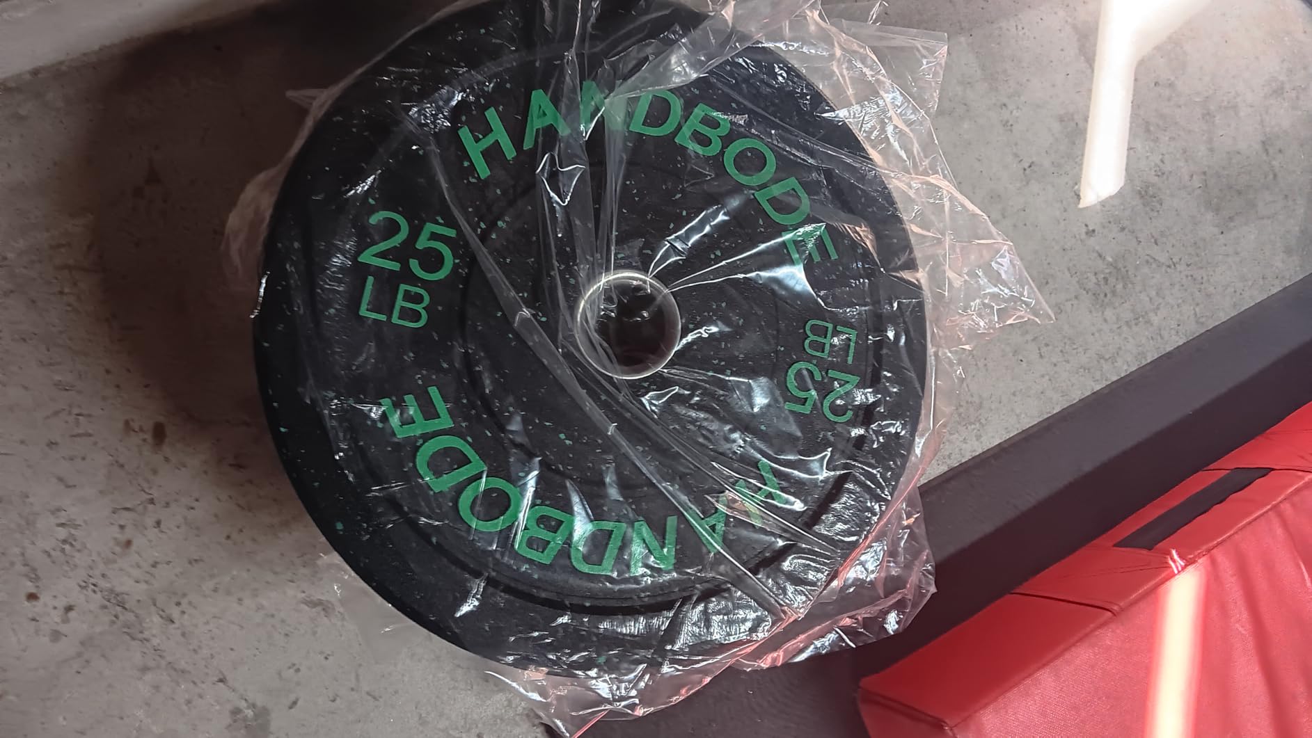 HANDBODE 2-Inch Bumper Plates High Bounce, Olympic Weight Plate Set 45/100/160/190/260/300lb, Barbell Weight Plates Set for Home Gym, Colored Weights Rubber Strength Training Plate for Weight Lifting customer photo 2