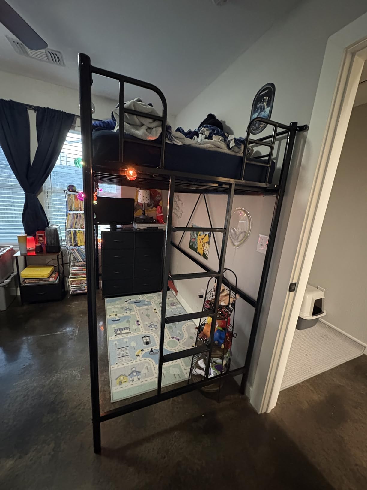 VINGLI Loft Bed Full Size with Flat Rungs for Adults, Kids and Young Teens, No Box Spring Required, Heavy Duty Metal Slat Support, Black customer photo 1