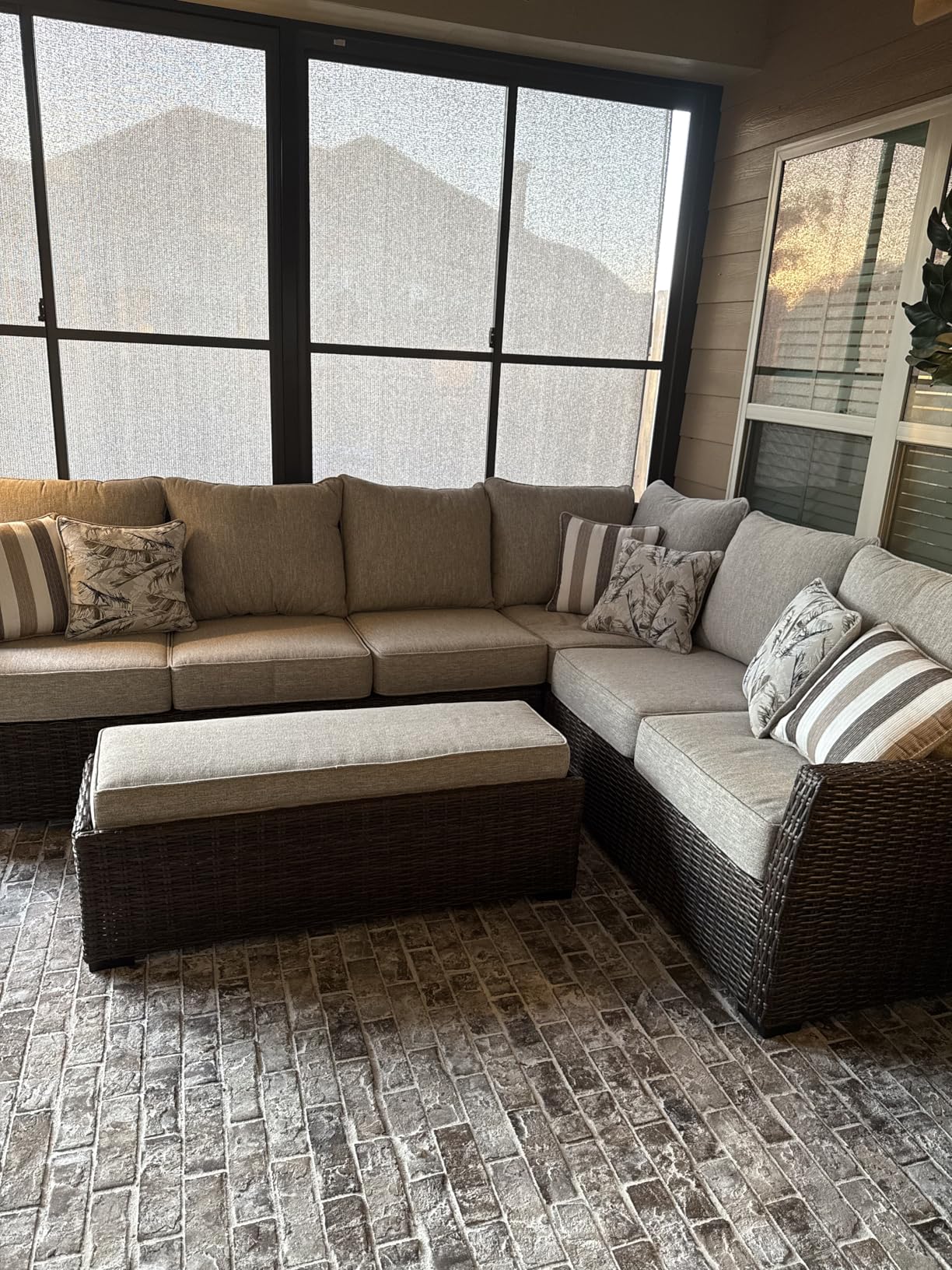 Signature Design by Ashley Brook Ranch Outdoor Sectional, All-Weather Resin Wicker Patio Furniture With High-Performance Cushions, Durable Aluminum Frame, Neutral customer photo 1