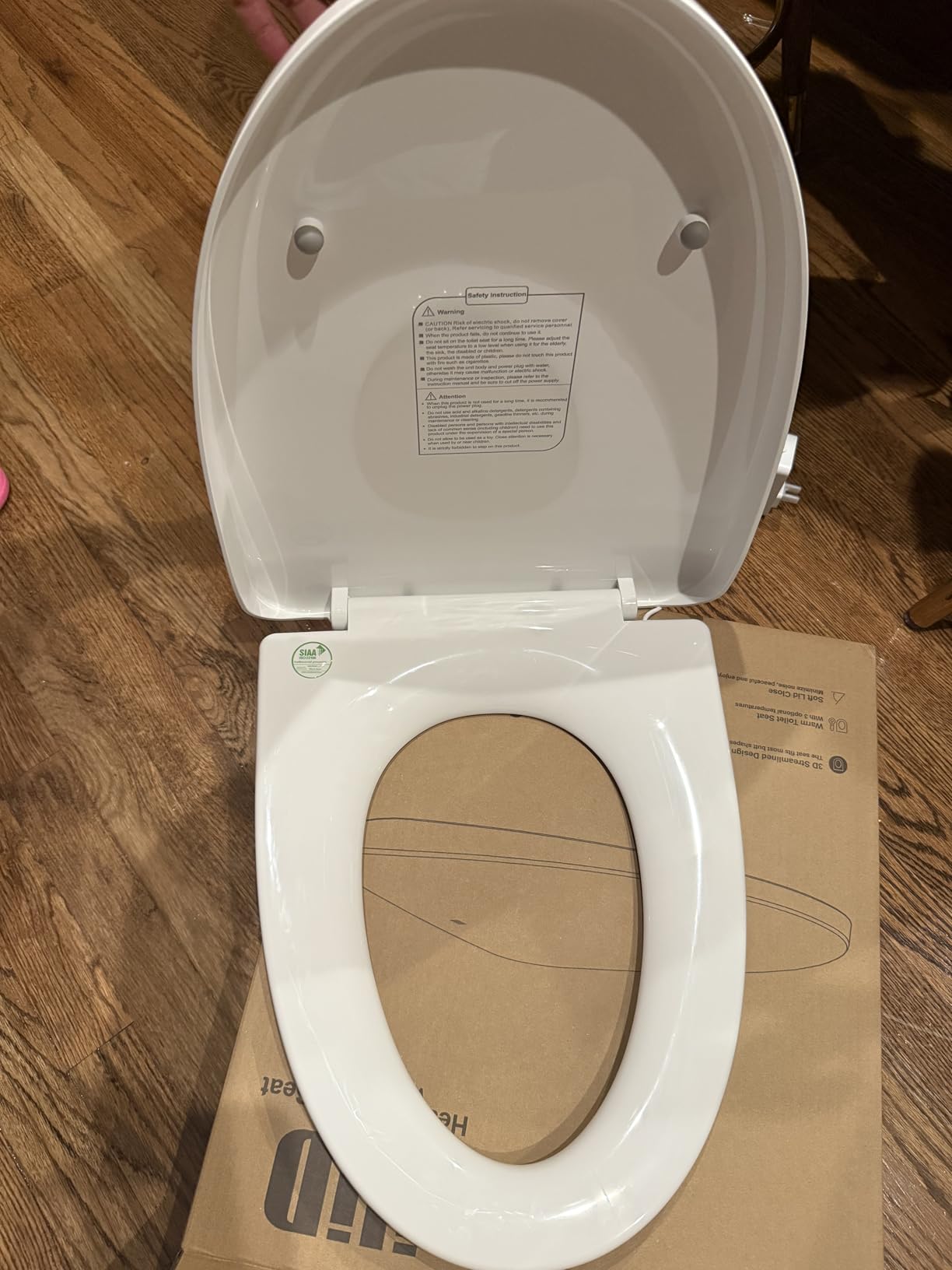 iliD Heated Toilet Seat, Elongated Seat, Three Levels of 90°F, 95°F, 100°F, 3D Curved, Lid and Seat Soft Close, Light-sensitive Night Light, IPX4 customer photo 2