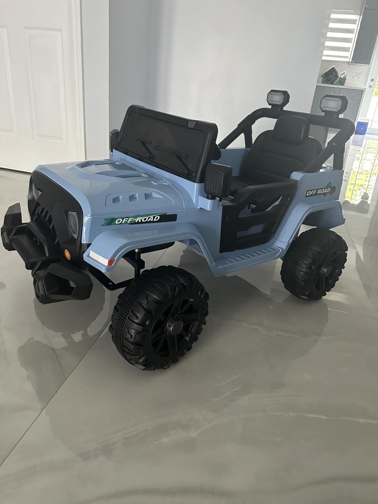 MINIATURE MOTORS 12V Kids Electric Ride on Truck Car Remote Control, Twin 35W Motors 3.5MPH Max Speed, Bluetooth Music Player, 4 Wheels Suspension LED Lights Safety Belt, Gift for Boys & Girls - Black customer photo 1