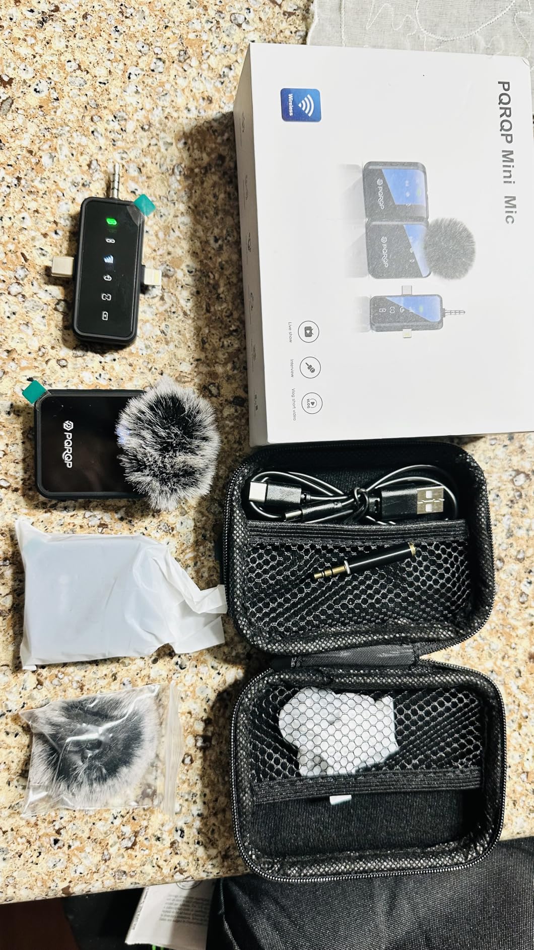 PQRQP 3 in 1 Wireless Lavalier Microphone for iPhone Android & Camera, Mini Clip-On Mic for Video Recording TikTok YouTube Interview, Noise Cancelling, 328ft Range, 18H Battery customer photo 1