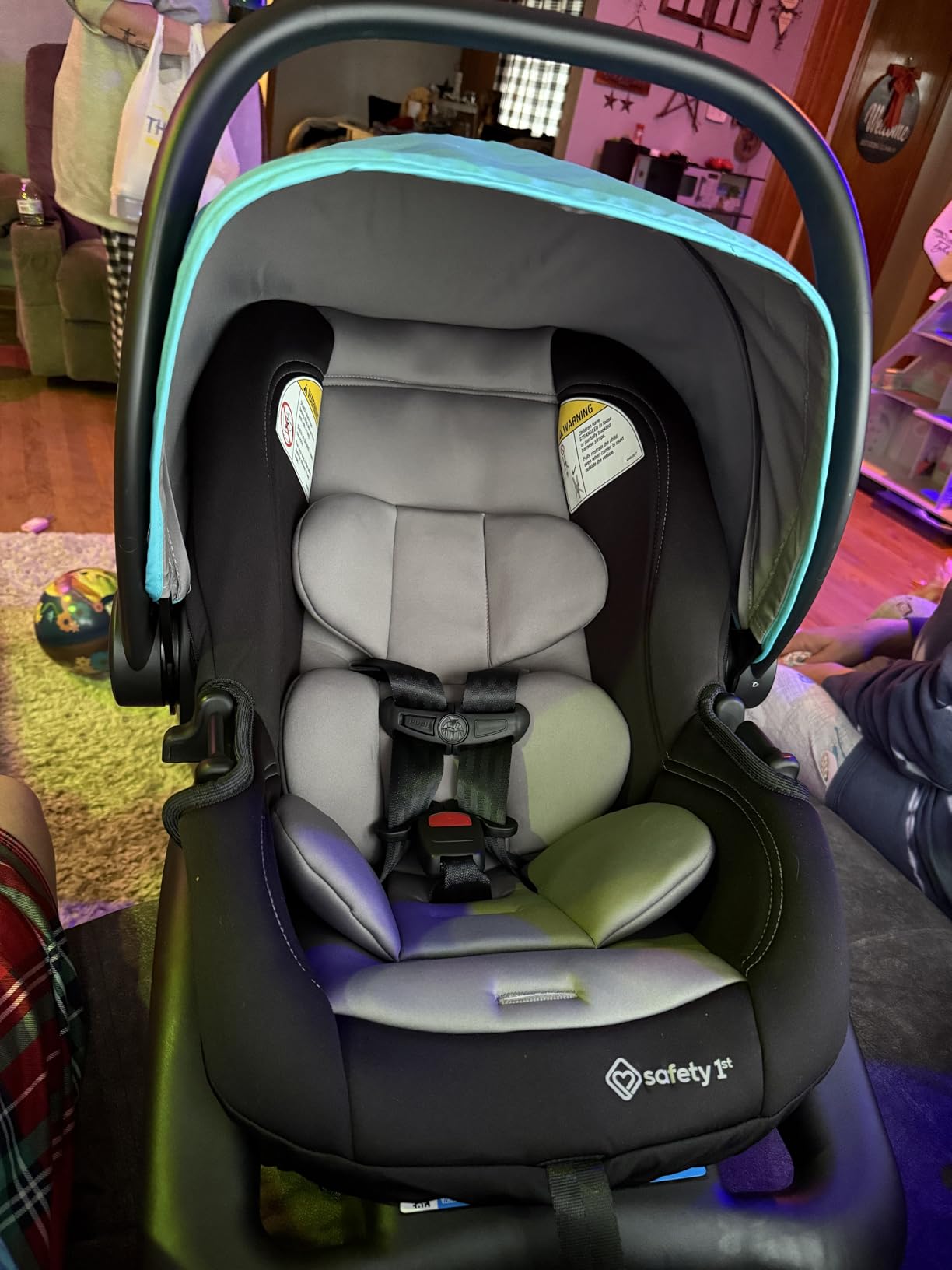 Safety 1st OnBoard FLX Infant Car Seat, Monument 4 customer photo 2
