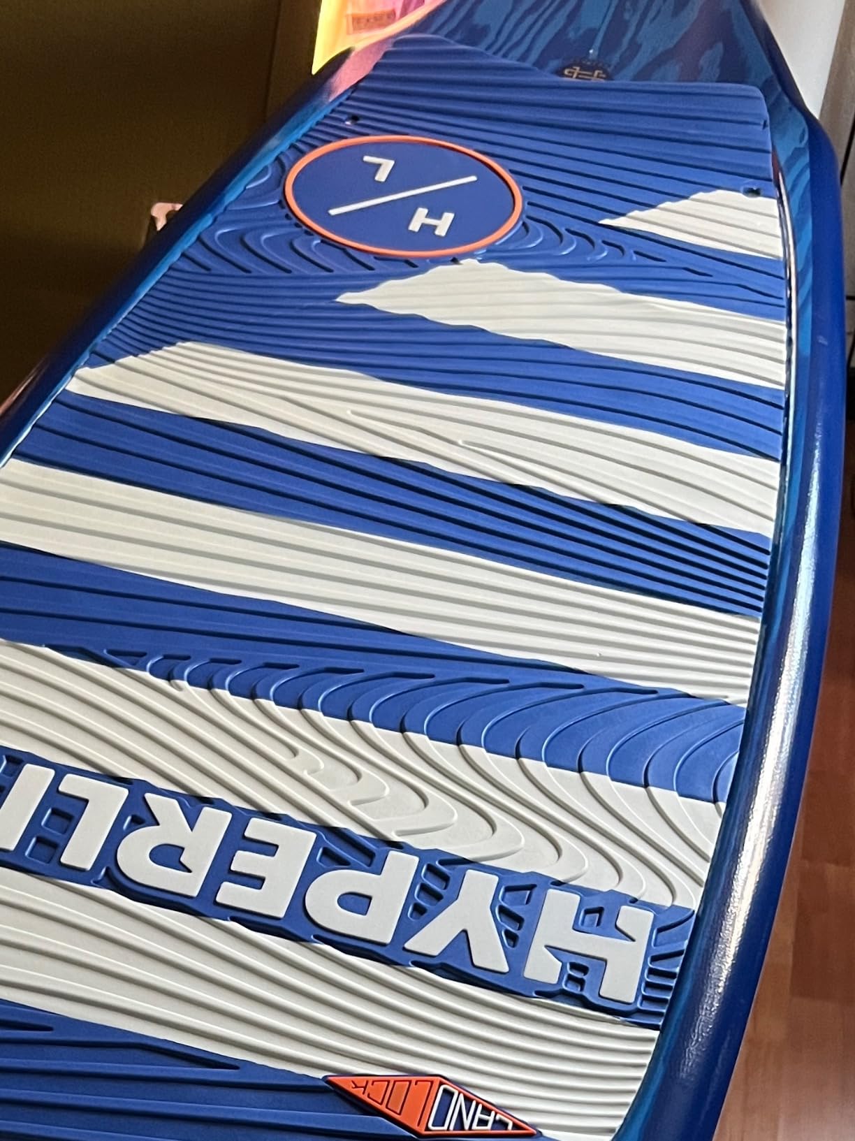 Hyperlite Landlock Wakesurf Board - Forgiving Longboard Style Wakesurf Board - Perfect for Beginners and Intermediate Riders customer photo 2