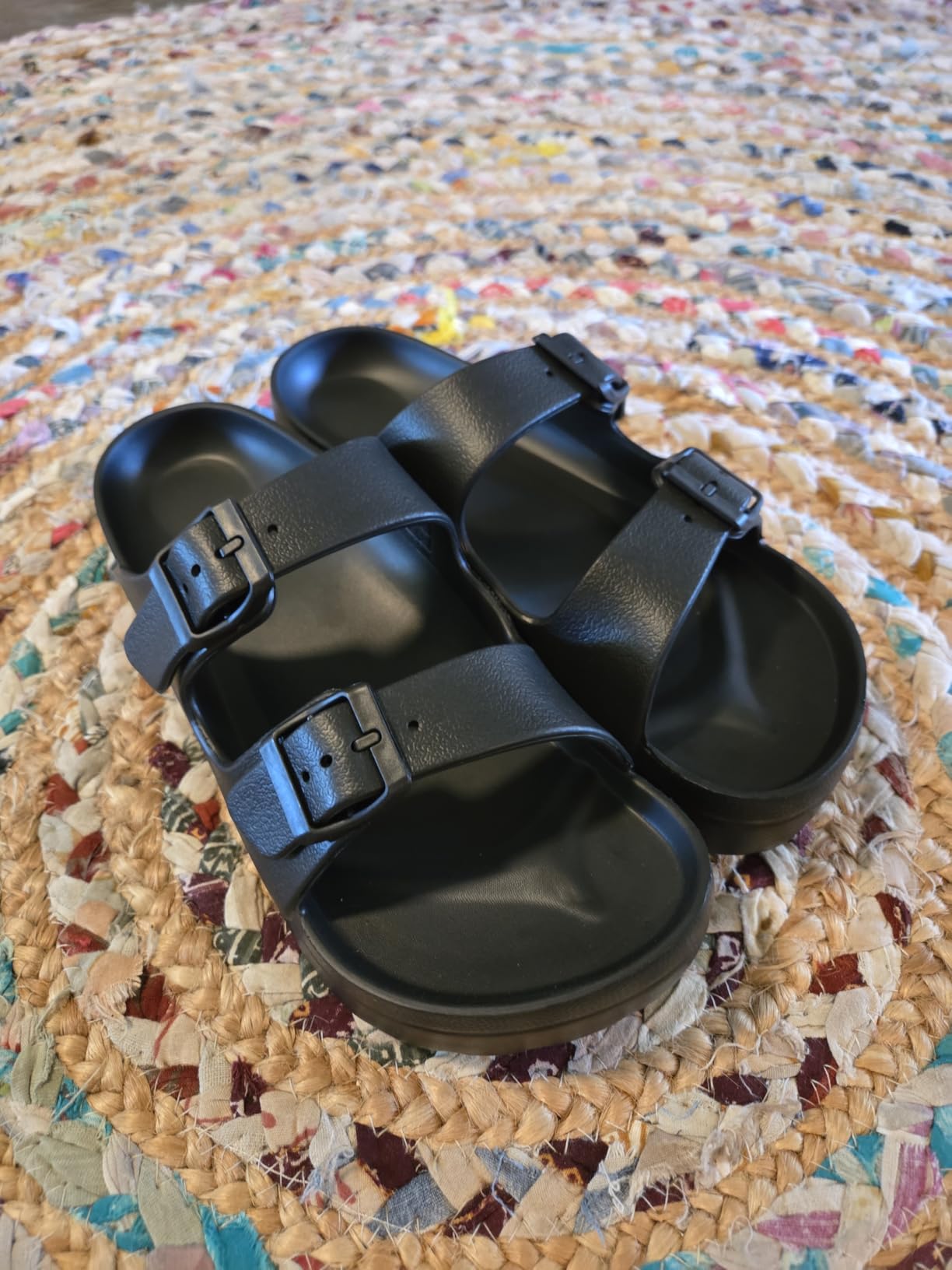 Goosecret Women's Platform Sandals with Arch Support, Chunky Lightweight Foam Slip on Slides, Comfortable Summer Beach Sandals with Adjustable Buckle customer photo 1