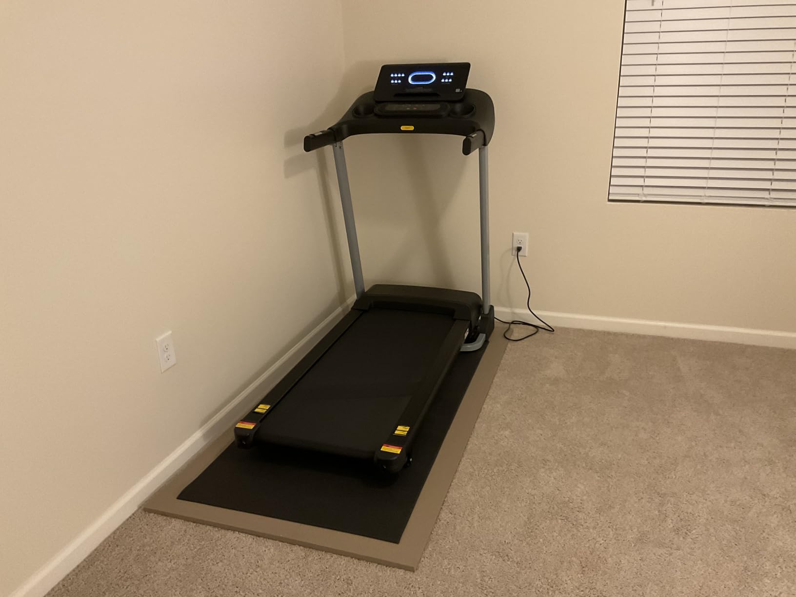 Incline Treadmills for Home, Treadmill with 18% Auto Incline, Heavy Duty 400LBS Capacity, Running Machine with 18.90