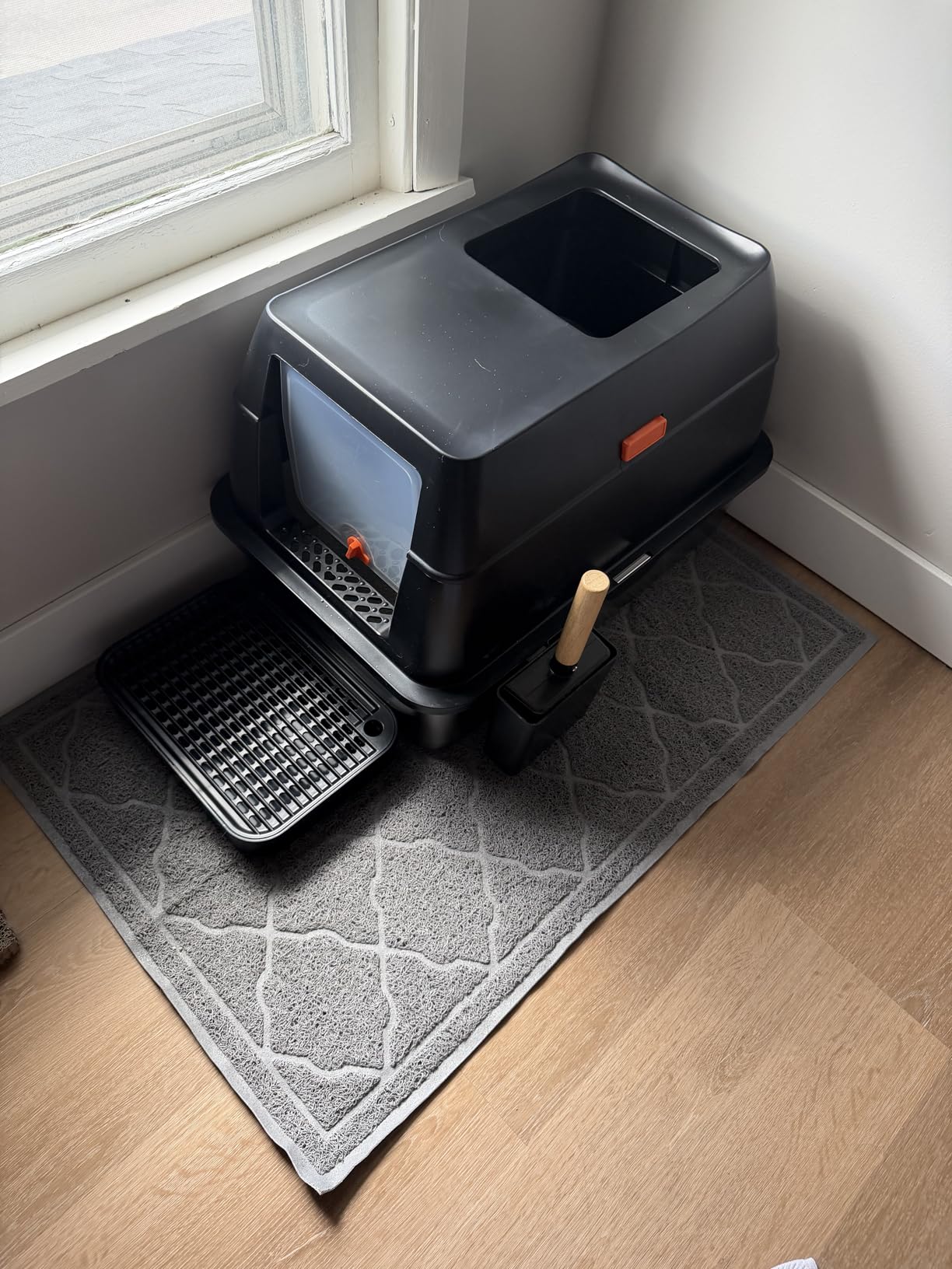 Stainless Steel Litter Box with Lid, Front Entry Top Exit Kitty LitterBox, Extra Large Enclosed Metal Cat Box with Litter Scoop & Litter Mat customer photo 1