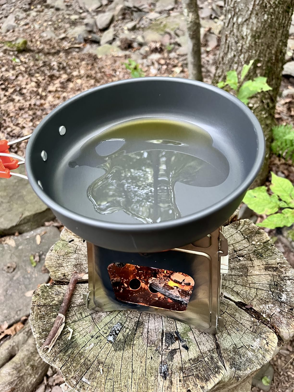 THTYBROS 17pcs Camping Cookware Kit, 0.45Gal Pot, 7inches Pan,0.30Gal Kettle Set with 2 Set Stainless Steel Cups Plates Forks Knives Spoons for Hiking customer photo 2