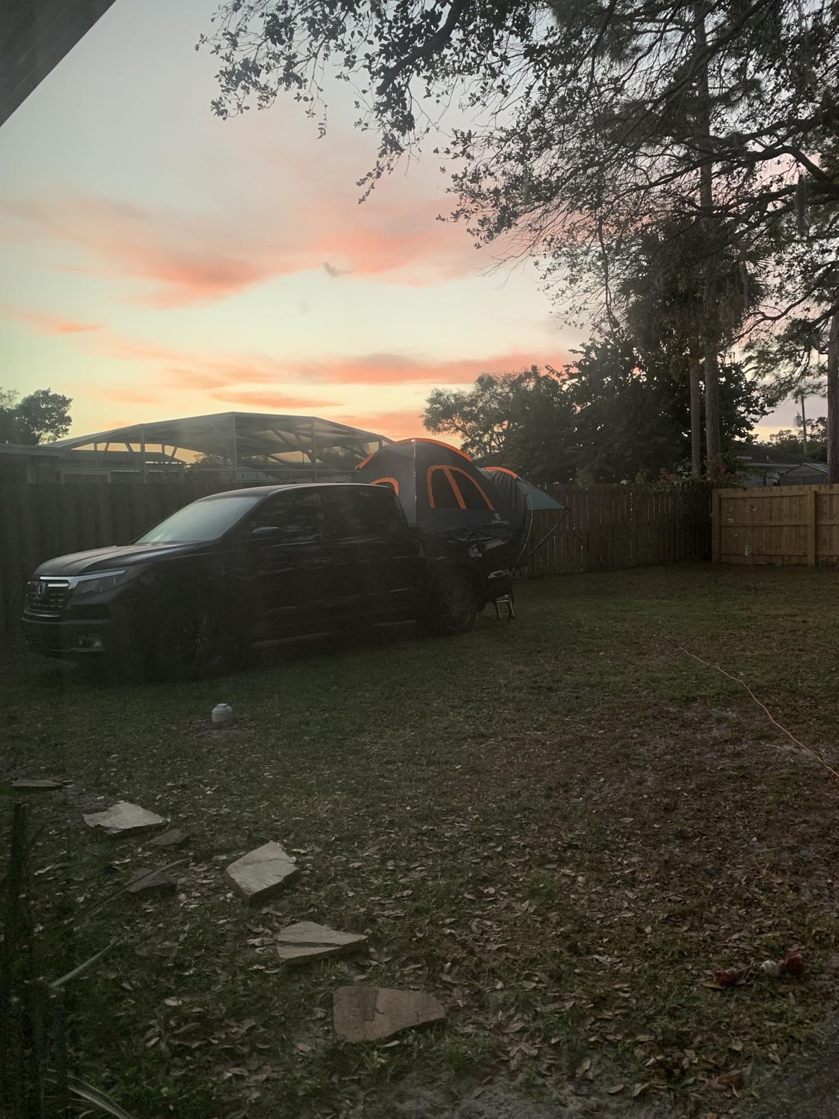 Umbrauto Truck Bed Tent with Awning: 6.4-6.7FT PU3000mm Waterproof Tailgate Pickup Truck Tents, Easy Set-up for 2 Person, Fits Full Size Short Bed, Chevy, Dodge, Ford, GMC, Green customer photo 1