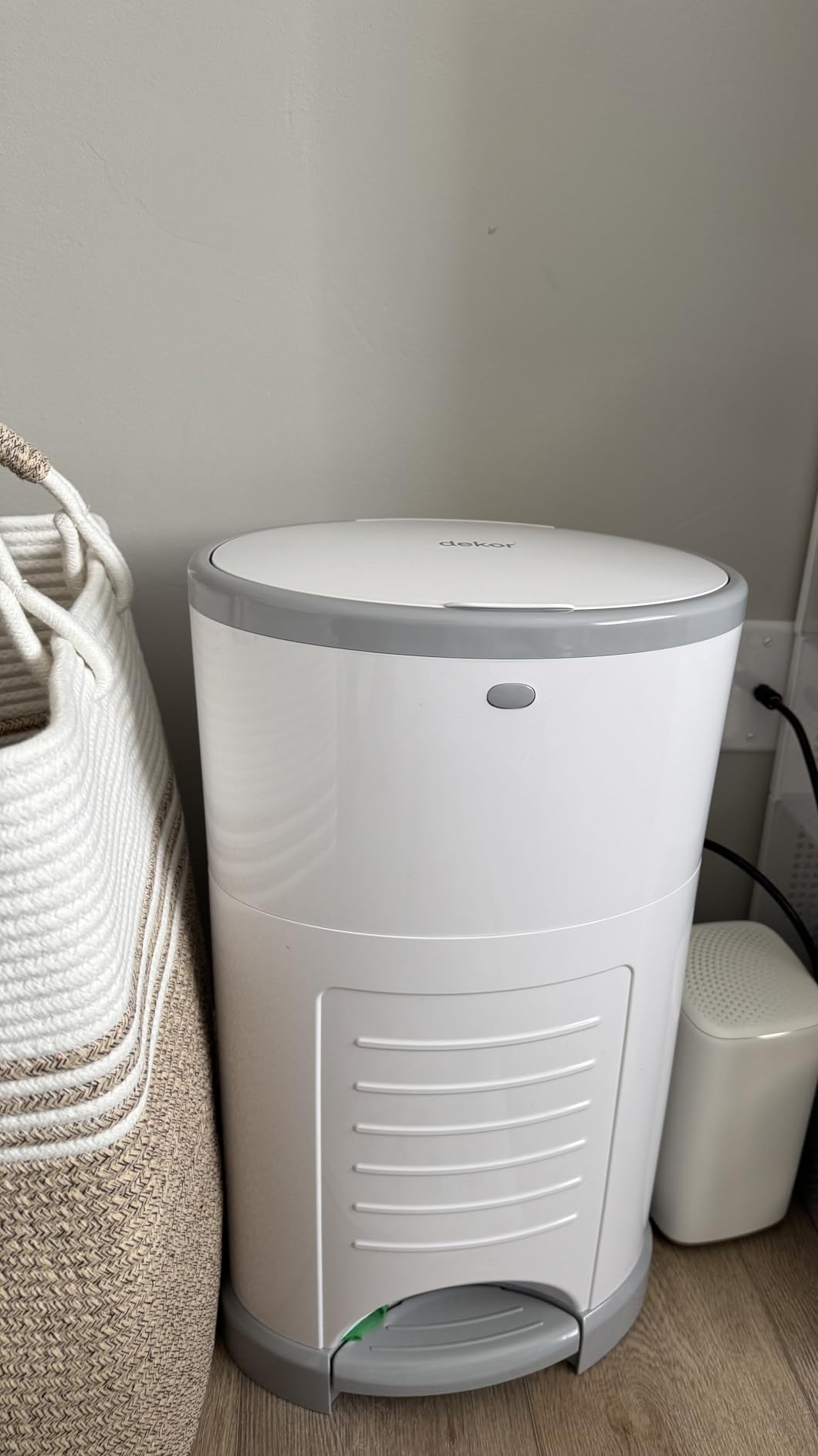Diaper Dekor EKO Classic Diaper Pail, White | ONLY Eco-Friendly Diaper Pail Made with 70% Recycled Materials | Hands-Free: Step-Drop-Done | Cost-Effective Refill System customer photo 2