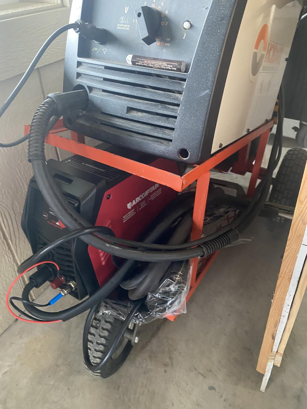 ARCCAPTAIN iControl CUT55 Pro Plasma Cutter, [APP Control] 55 Amp Non-Touch Pilot Arc 120V/240V Plasma Cutter Machine, Large LED Display and 2T/4T, 3/4 inch Maximum Cut, DC Inverter IGBT customer photo 1