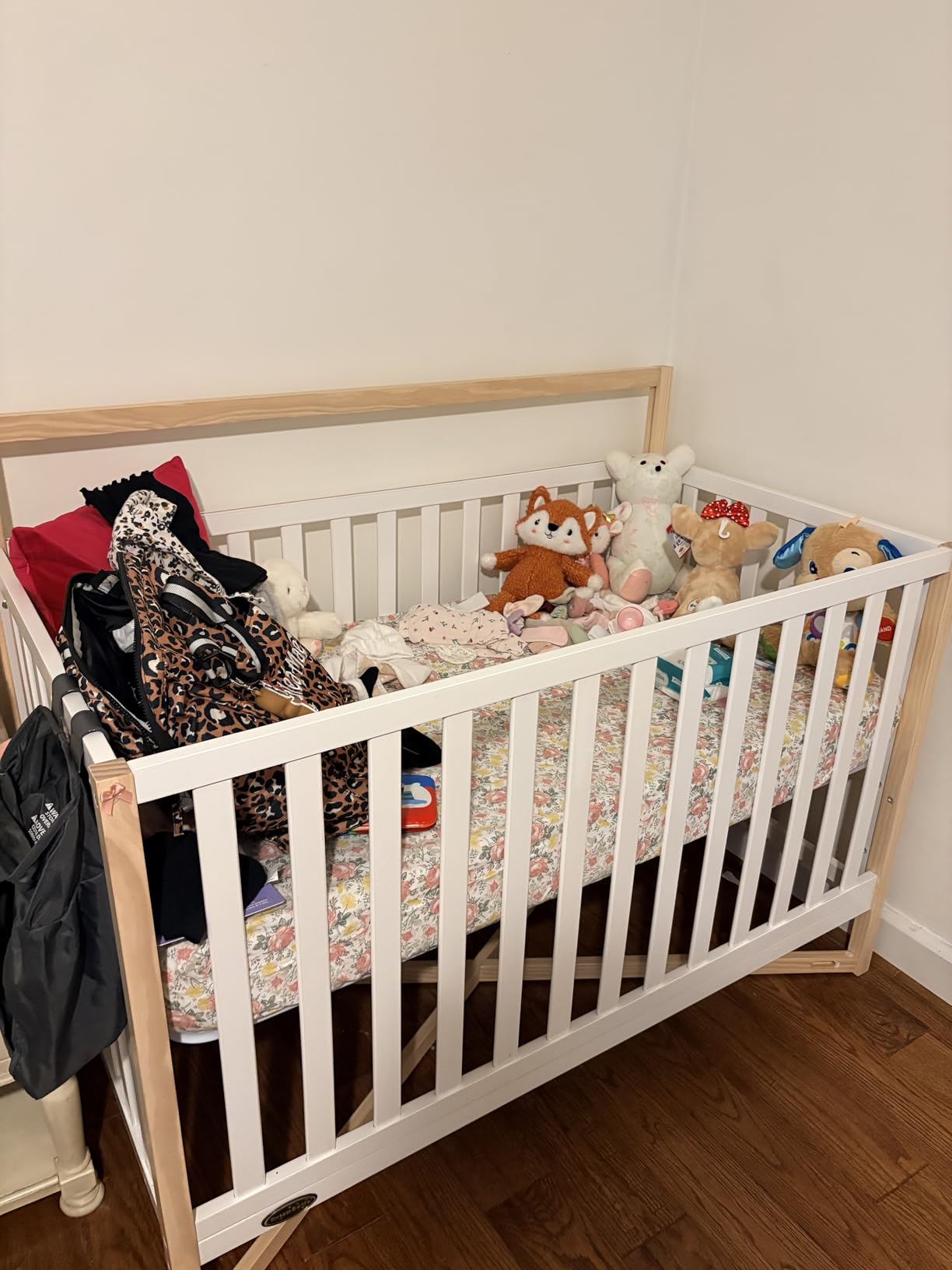 Dream On Me Owen 5-in-1 Convertible Full-Size Baby Crib in Matte Black, GreenGuard Gold & BSA, Converts to Toddler, Day, & Full-Size Bed, Non-Toxic Paint, Safe Sleep Environment customer photo 1