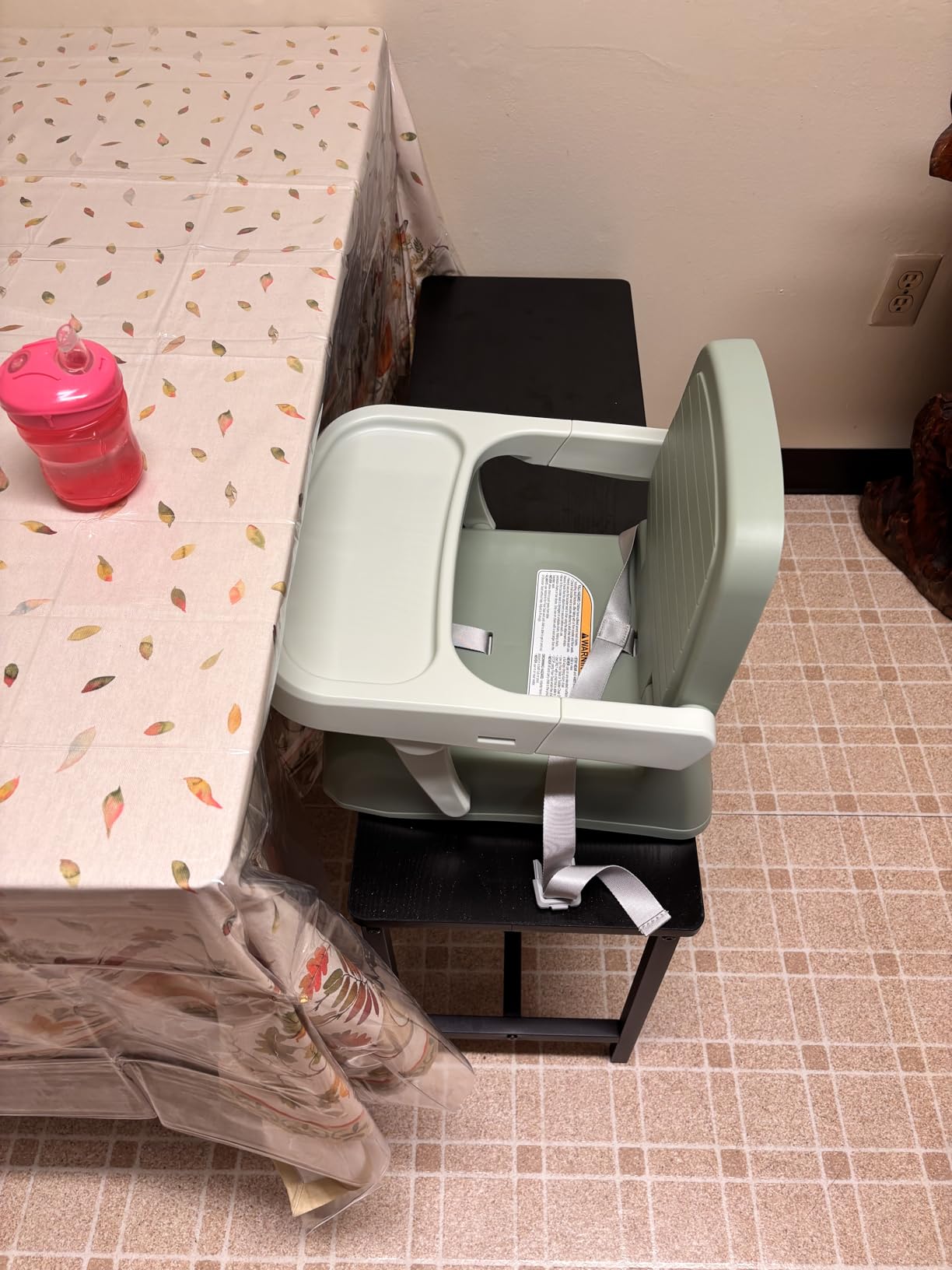 Chicco Bento Booster 3-in-1 Portable Booster Seat for Table, Feeding Seat and Toddler Chair for Babies and Toddlers, for Children up to 50 lbs., Lightweight, Compact Fold, Sage/Green customer photo 1