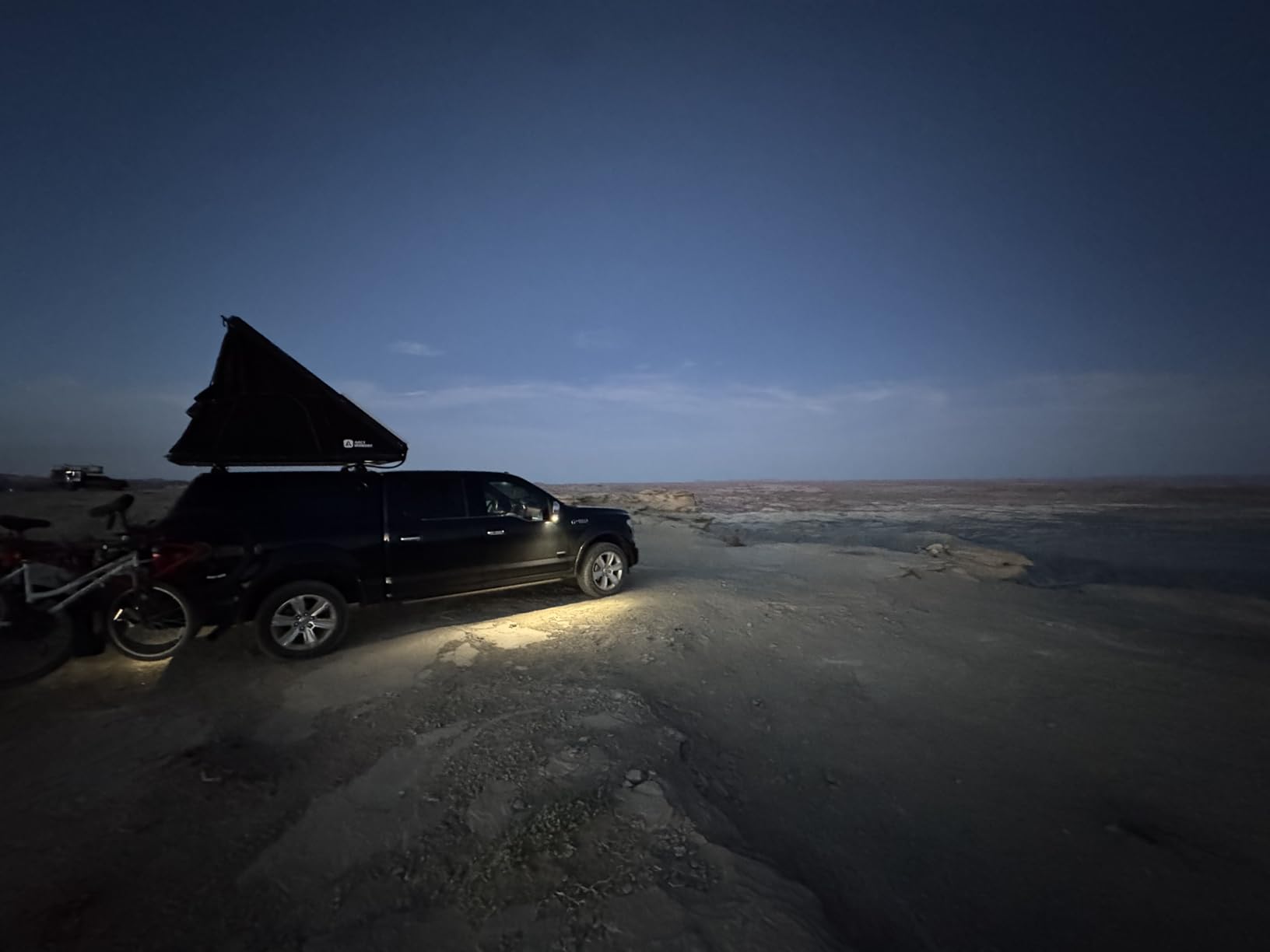 Rooftop Tent Hard Shell,Solar Panel Roof top Tent Hardshell, pop up Rooftop Camping for Jeep Truck Car SUV Van Wrangler customer photo 1