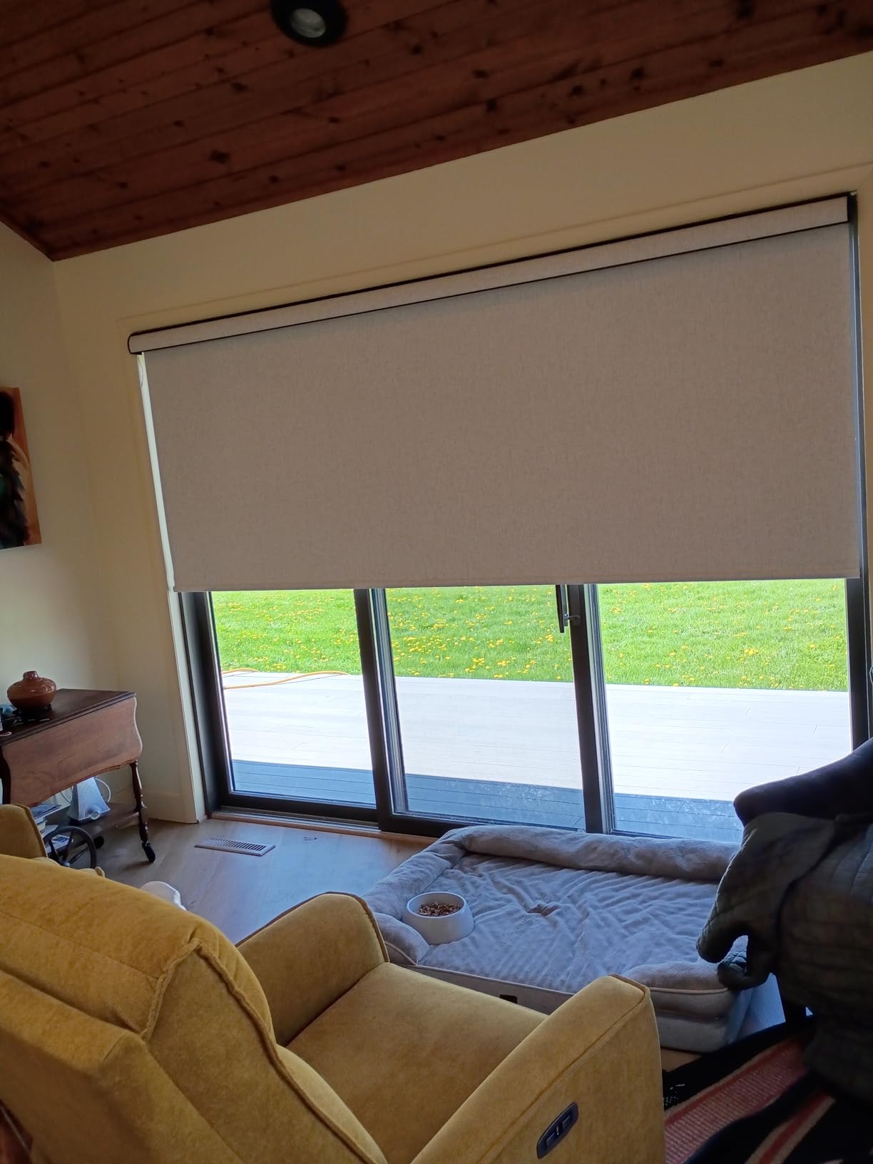 Kincmo Motorized Blinds with Remote, 100% Blackout Motorized Roller Shades Work with Apple Homekit, Alexa, Google, Custom Electric Blinds with App, Voice Control (Linen White) customer photo 1