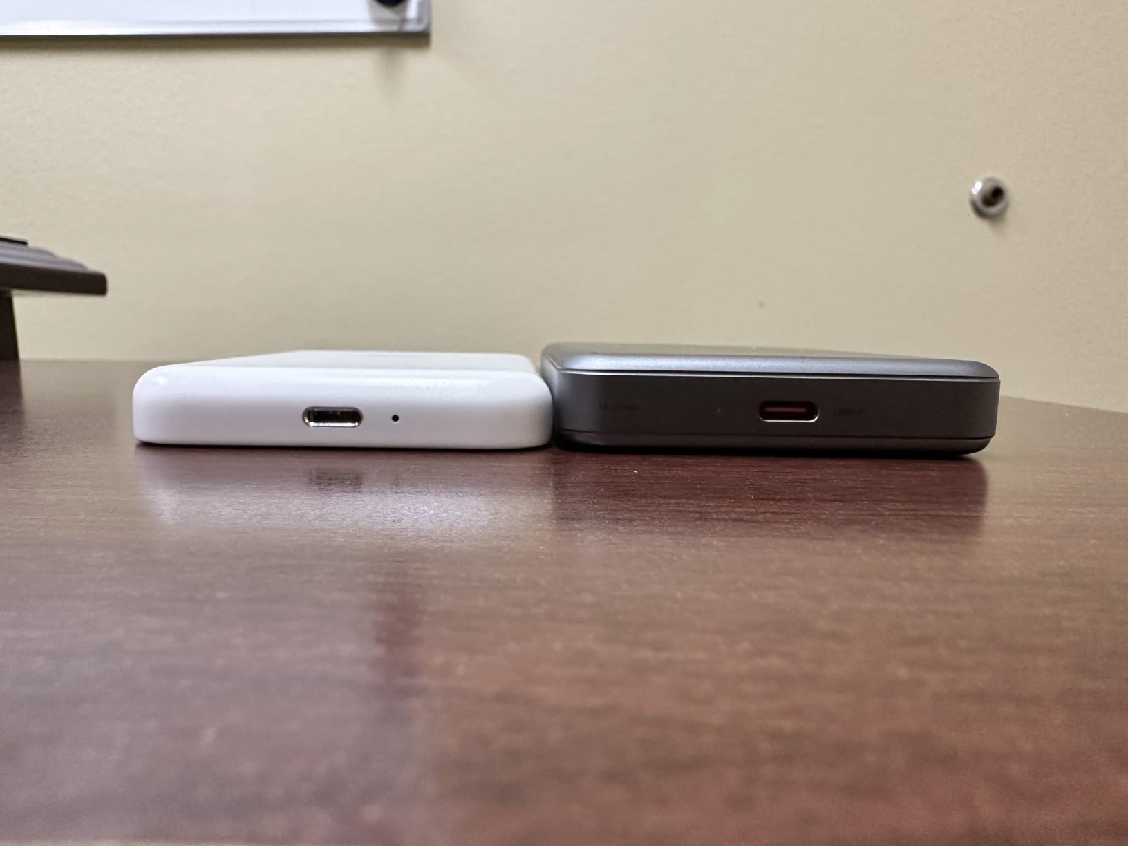 TORRAS MiniMag Power Bank, Ultra-Slim 10,000mAh Magnetic Wireless Portable Charger, 22.5W Fast Charging customer photo 2