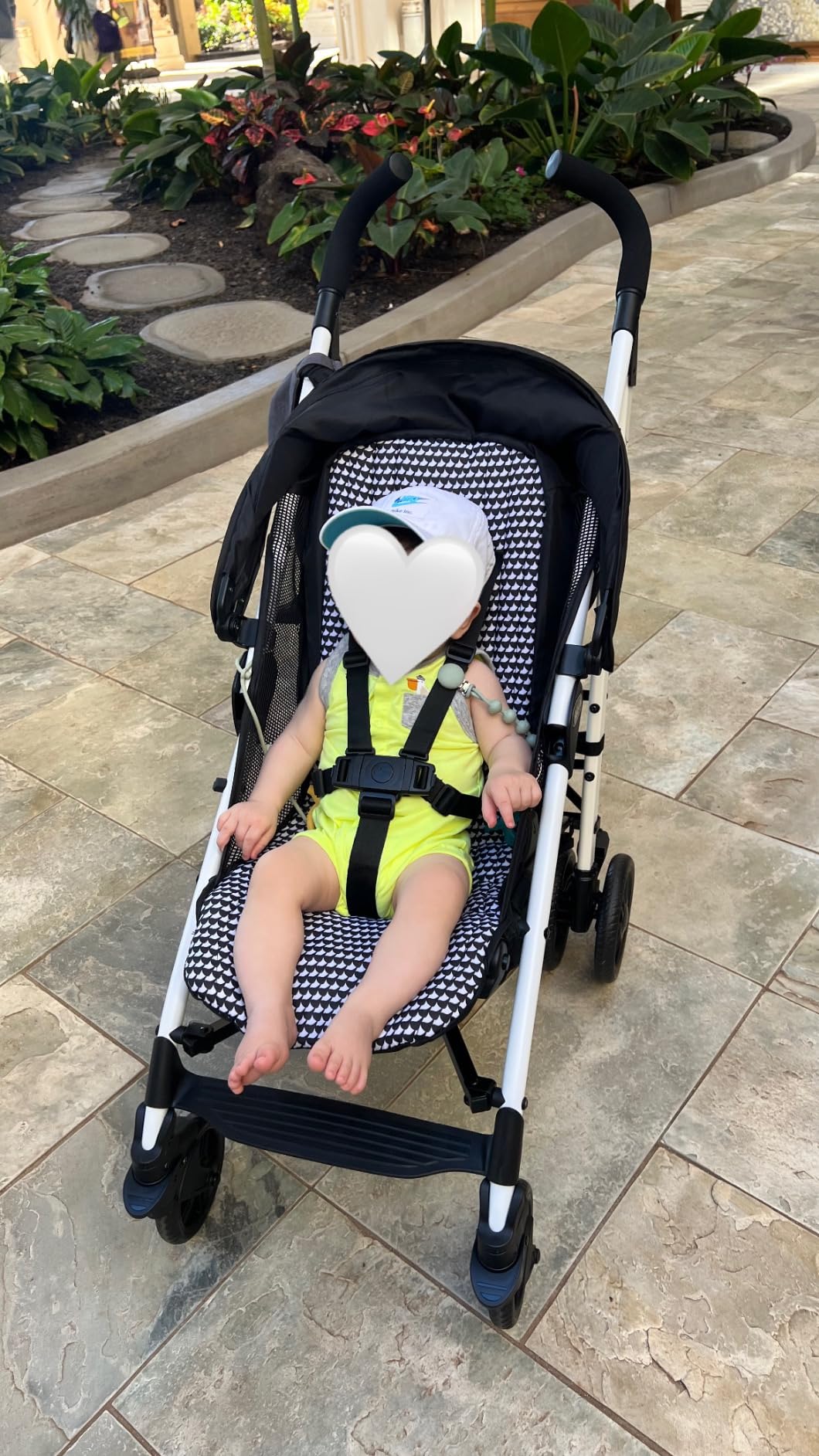 Chicco Liteway Stroller, Compact Fold Baby Stroller with Canopy, Lightweight Aluminum Frame Umbrella Stroller, for Use with Babies and Toddlers up to 40 lbs, Dune/Brown customer photo 2