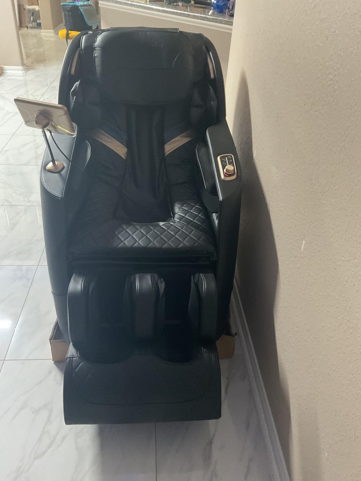 Culanta Massage Chair Full Body, Zero Gravity SL-Track Shiatsu Massage Recliner Chair with Body Scan, Airbags, Foot Rollers, Deep Yoga Stretch, Heating customer photo 2
