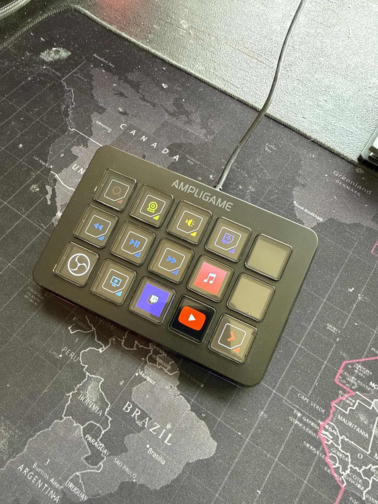 FIFINE AmpliGame Stream Controller with 15 Macro Keys, Streaming Keyboard with Trigger Actions in OBS/Twitch/YouTube/Streamlabs, Shortcut Buttons Keypad Works with Mac and PC-D6 customer photo 1