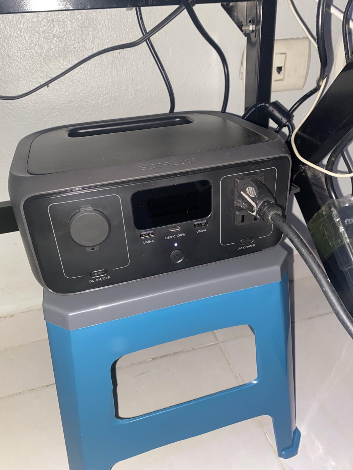 EF ECOFLOW Portable Power Station RIVER 3, 245Wh LiFePO4 Battery, 1Hr Fast Charging, 300W/X-Boost 600W Solar Generator for Outdoor/Camping/RVs/Home Use customer photo 1